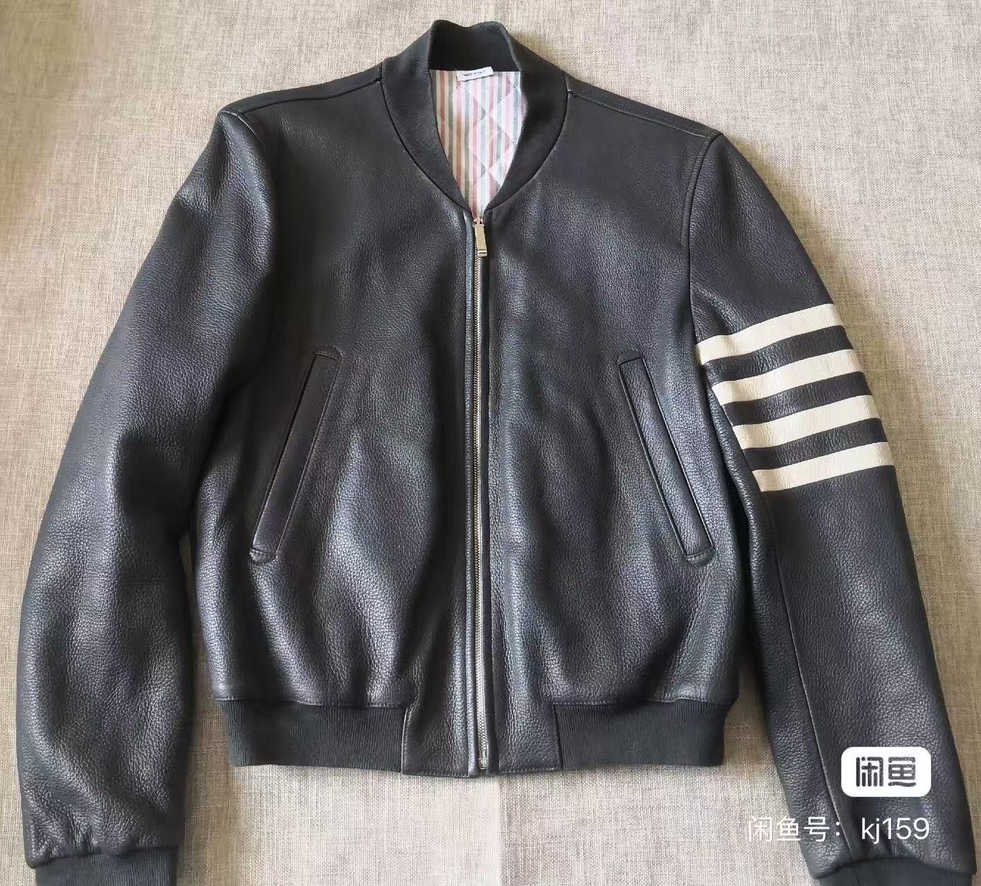 Thom Browne Thom Browne size2 Four stripes on the leather jacket Size US M / EU 48-50 / 2 - 1 Thumbnail