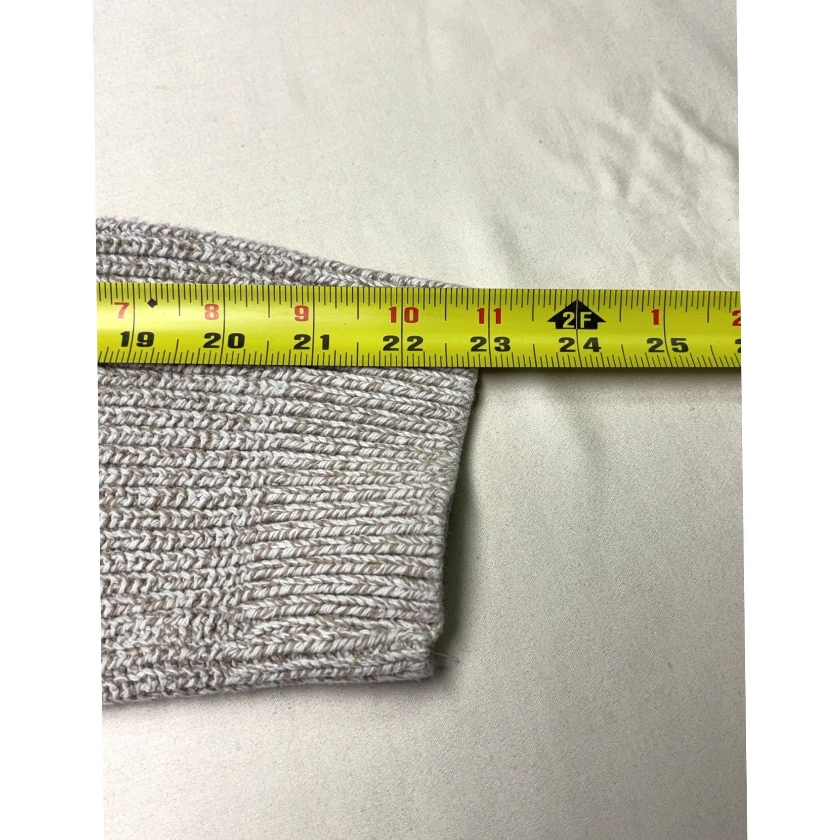 Eddie Bauer VINTAGE Eddie Bauer Mens XL Tall Beige Textured Neck Cotton Sweater Made USA Size US XL / EU 56 / 4 - 6 Thumbnail