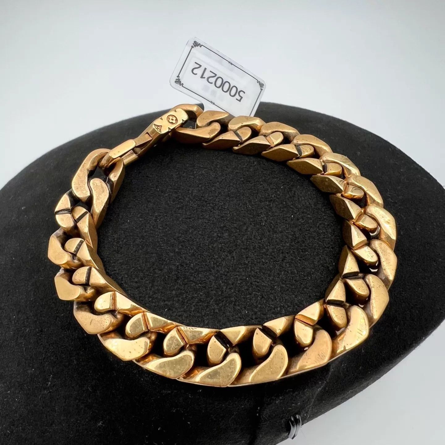 Louis Vuitton LV Enamel Gradient Cuban Link Bracelet M Size ONE SIZE - 4 Thumbnail
