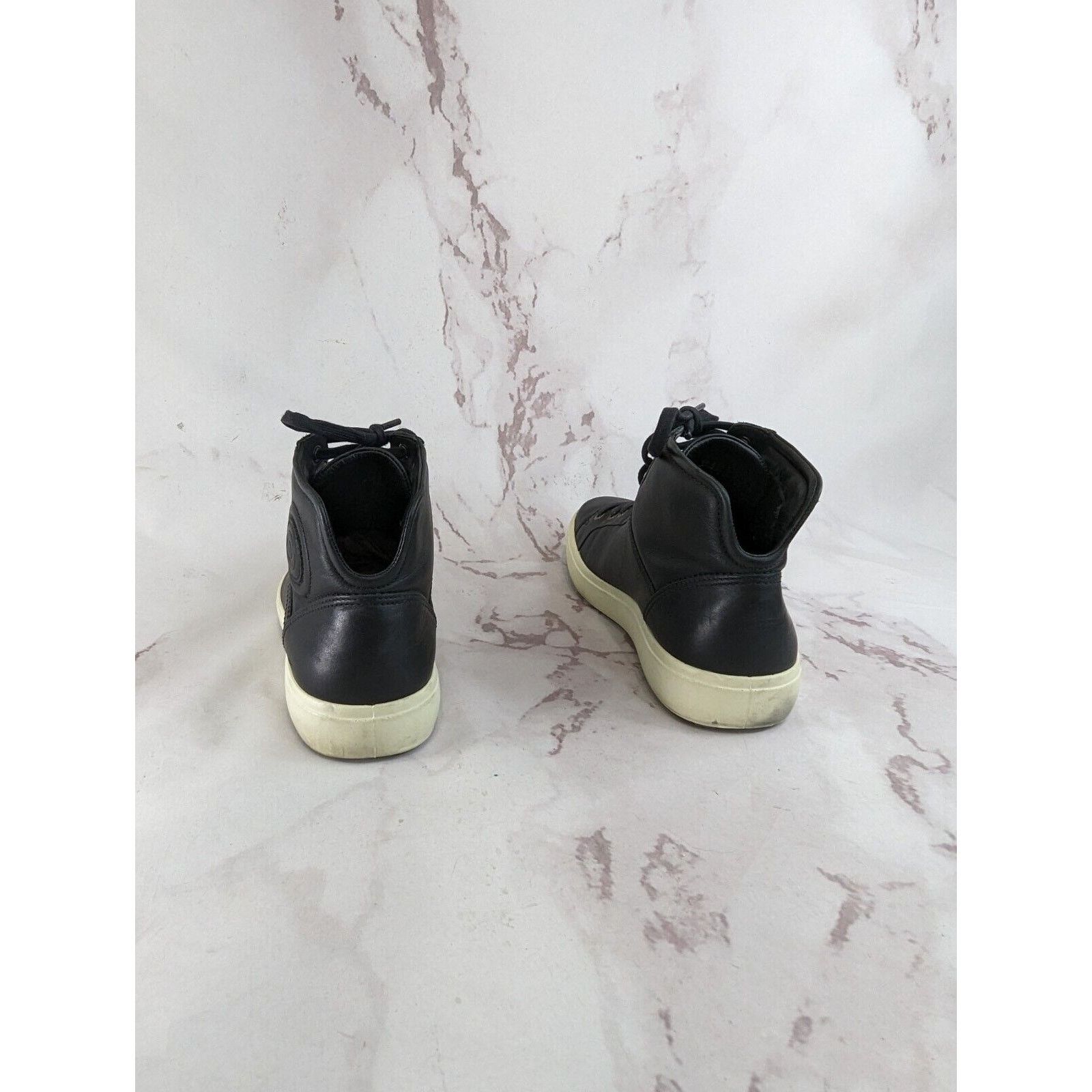 Ecco Ecco Boots Womens 11 43 Black Bootie Sneaker Leather Chukka Size US 11 / IT 41 - 3 Thumbnail