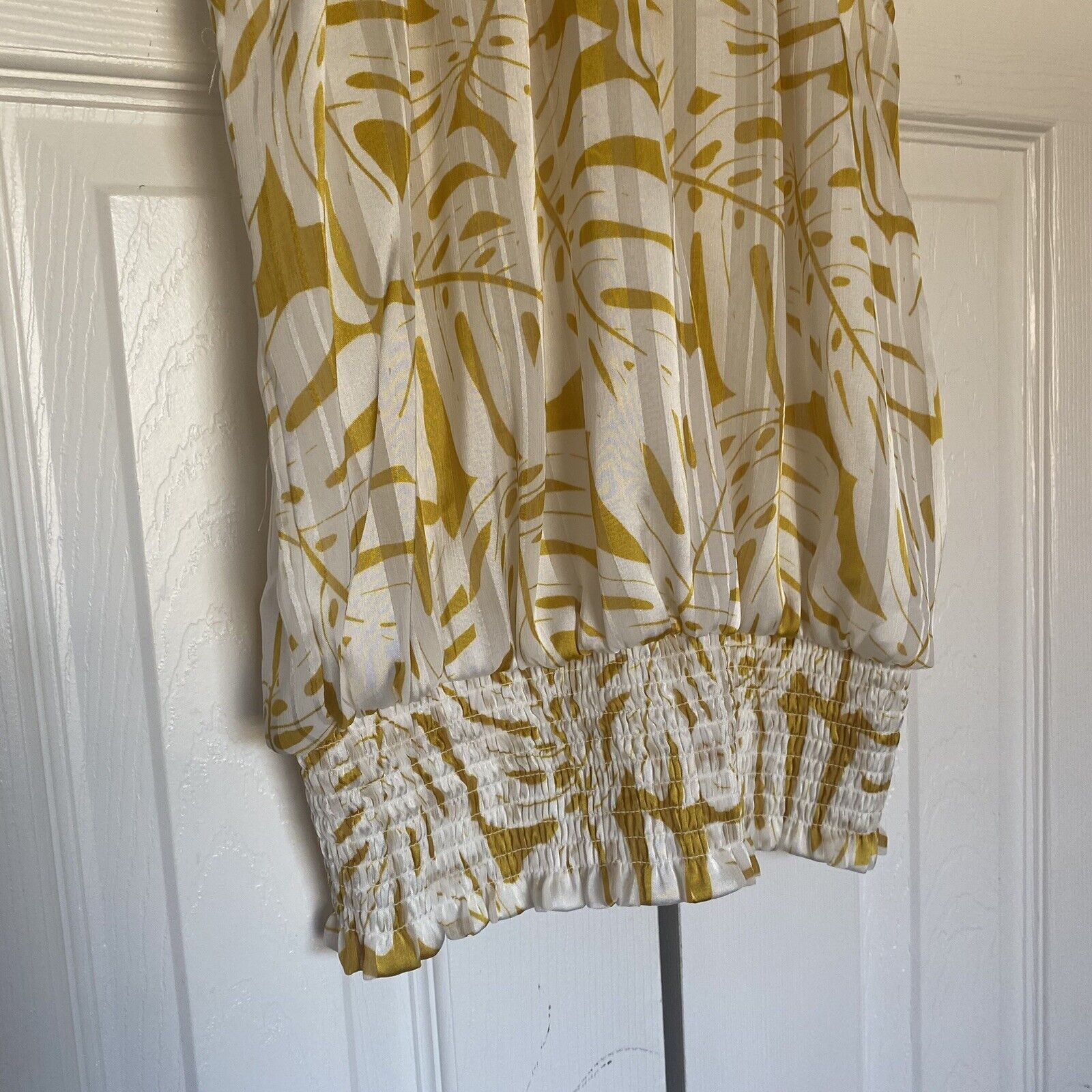 Joie womens Joie tank blouse white green size small Size S / US 4 / IT 40 - 3 Thumbnail