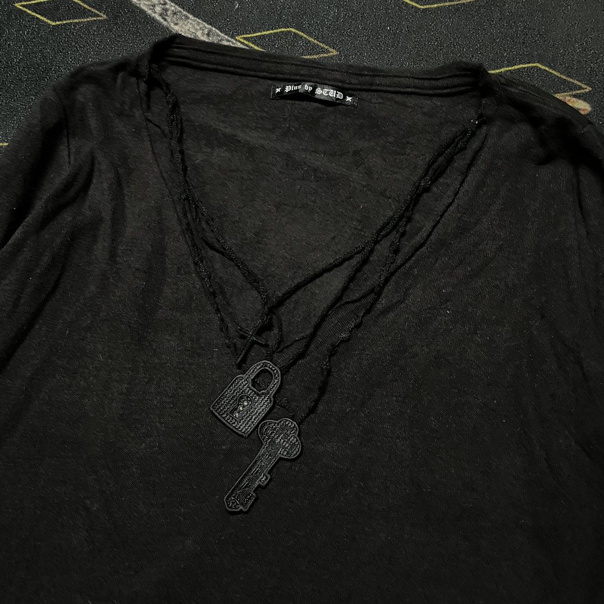 If Six Was Nine × Japanese Brand × Le Grande Bleu (L.G.B.) 💥- Plus By STUD Chain Necklace V Neck LS Shirt GOA LGB Style Size US S / EU 44-46 / 1 - 2 Thumbnail