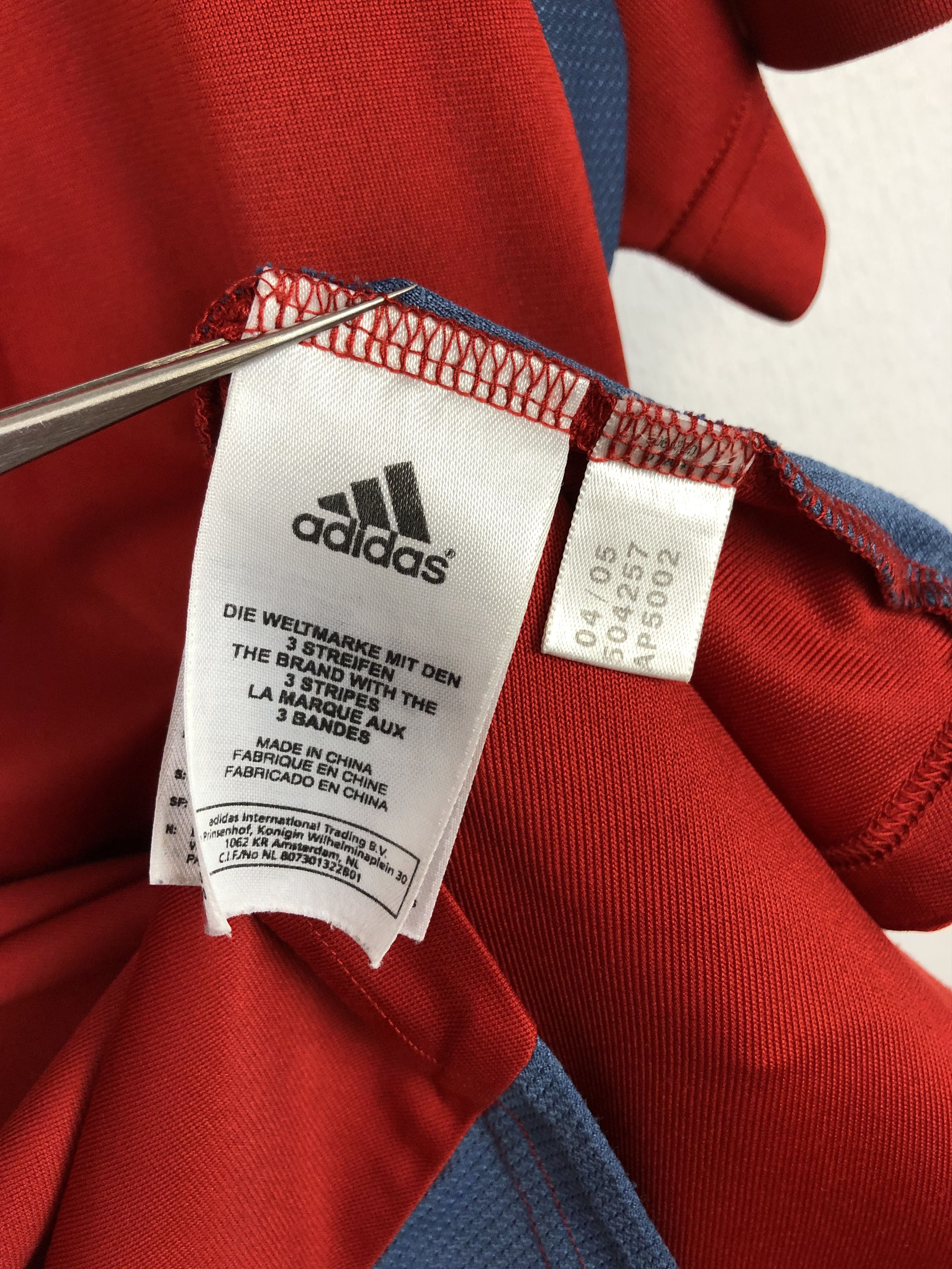 Adidas Vintage Adidas Bayern Munich Football Shirt Soccer Train Size US L / EU 52-54 / 3 - 9 Thumbnail