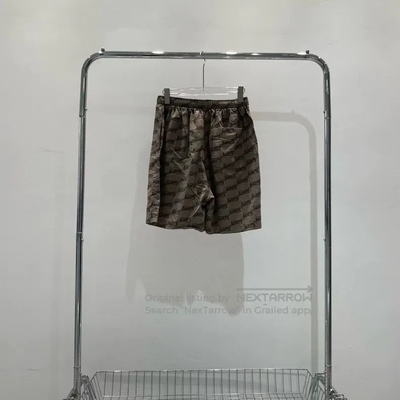 Balenciaga Balenciaga Double B printed short pants Size US 30 / EU 46 - 2 Thumbnail