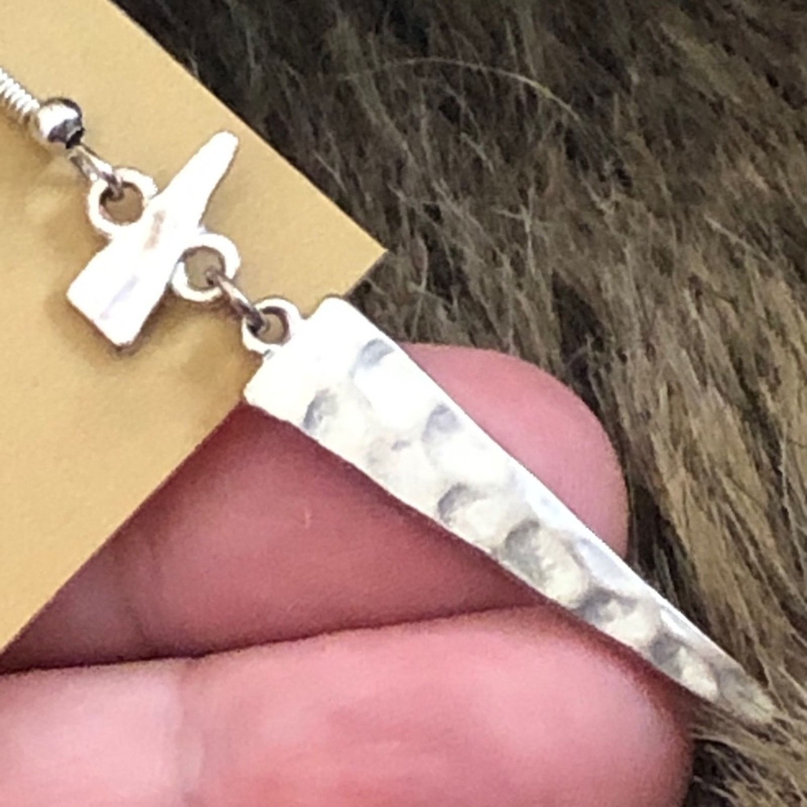 Vintage Vintage hammered silver tone dagger earrings Size ONE SIZE - 3 Thumbnail