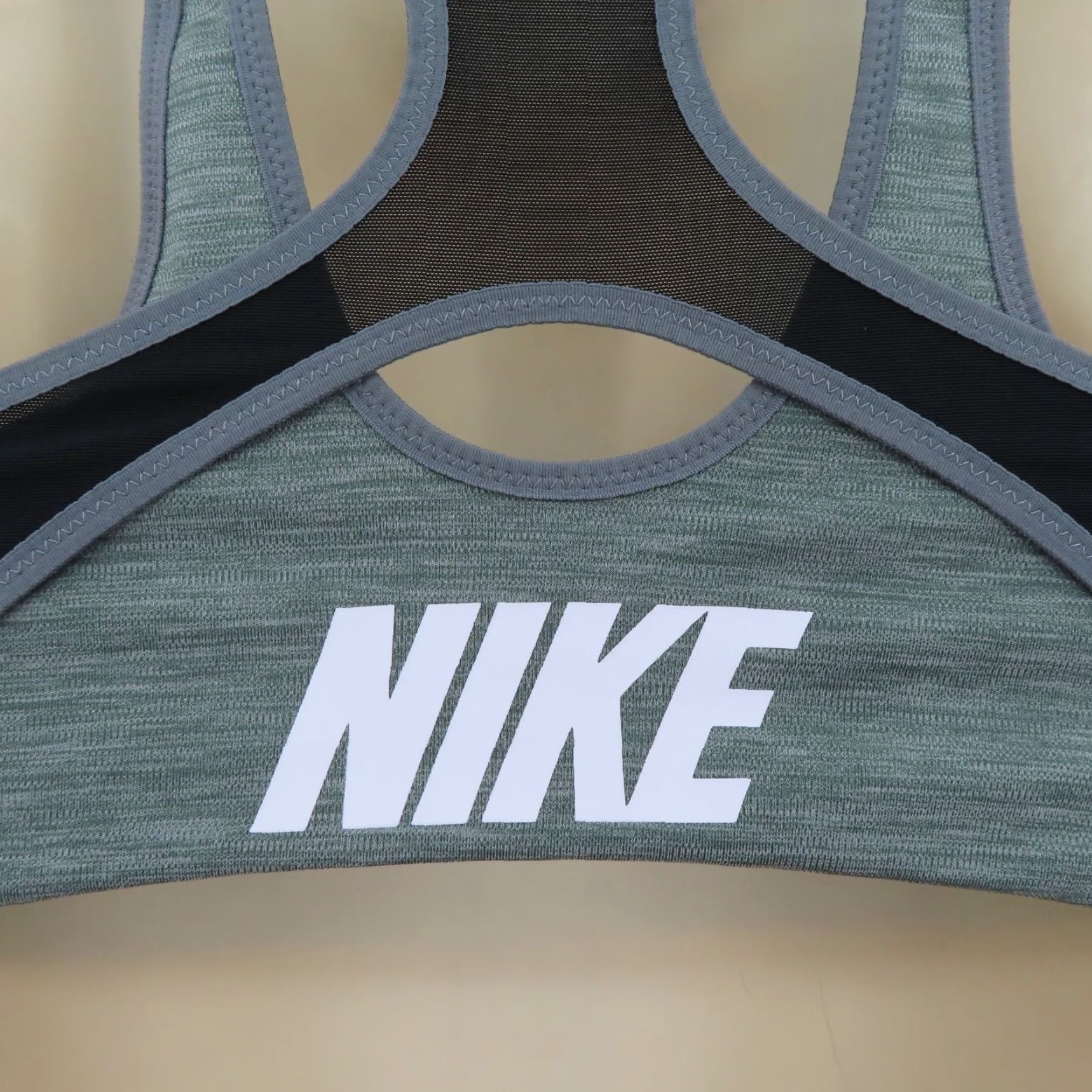 Nike VINTAGE NIKE Womens XS Front Closure Zip Sports Bra Padded Wireless Racerback Size ONE SIZE - 6 Thumbnail