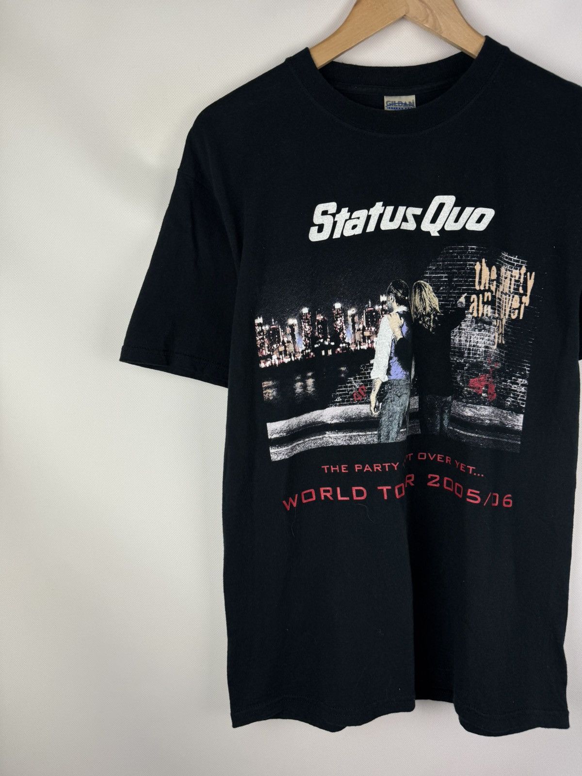 Band Tees × Vintage Status Quo Vintage 2005 / 06 World Tour Band T Shirt Gildan Size US M / EU 48-50 / 2 - 2 Thumbnail