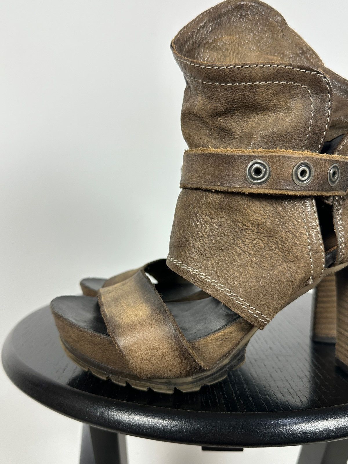 A.S.98 A.S.98 Airstep Brown Leather Ankle Strap Sandals Heels Size US 7 / IT 37 - 16 Thumbnail