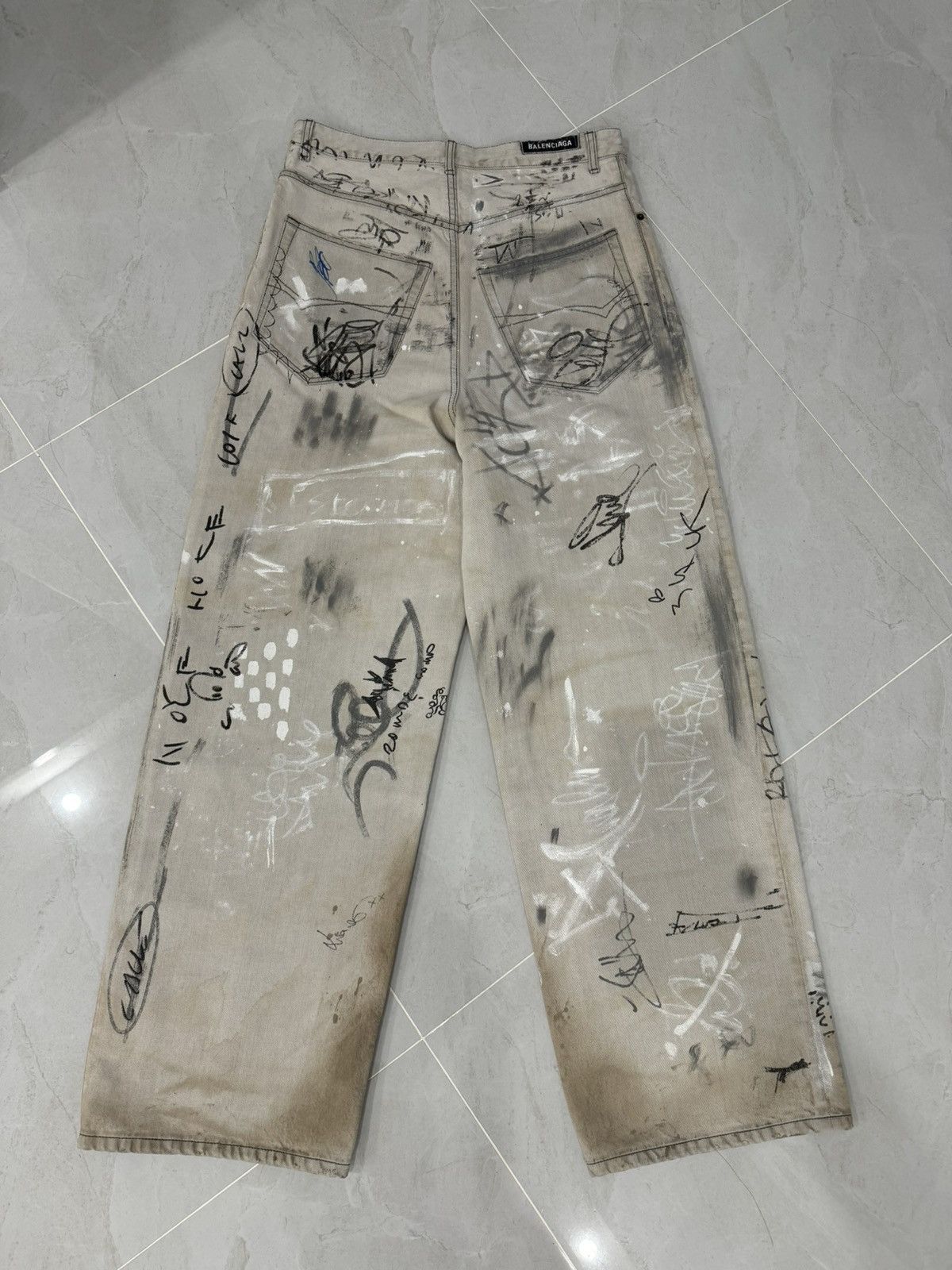 Balenciaga Balenciaga SS23 Graffiti Jeans Baggy Sz.L Size US 36 / EU 52 - 6 Thumbnail