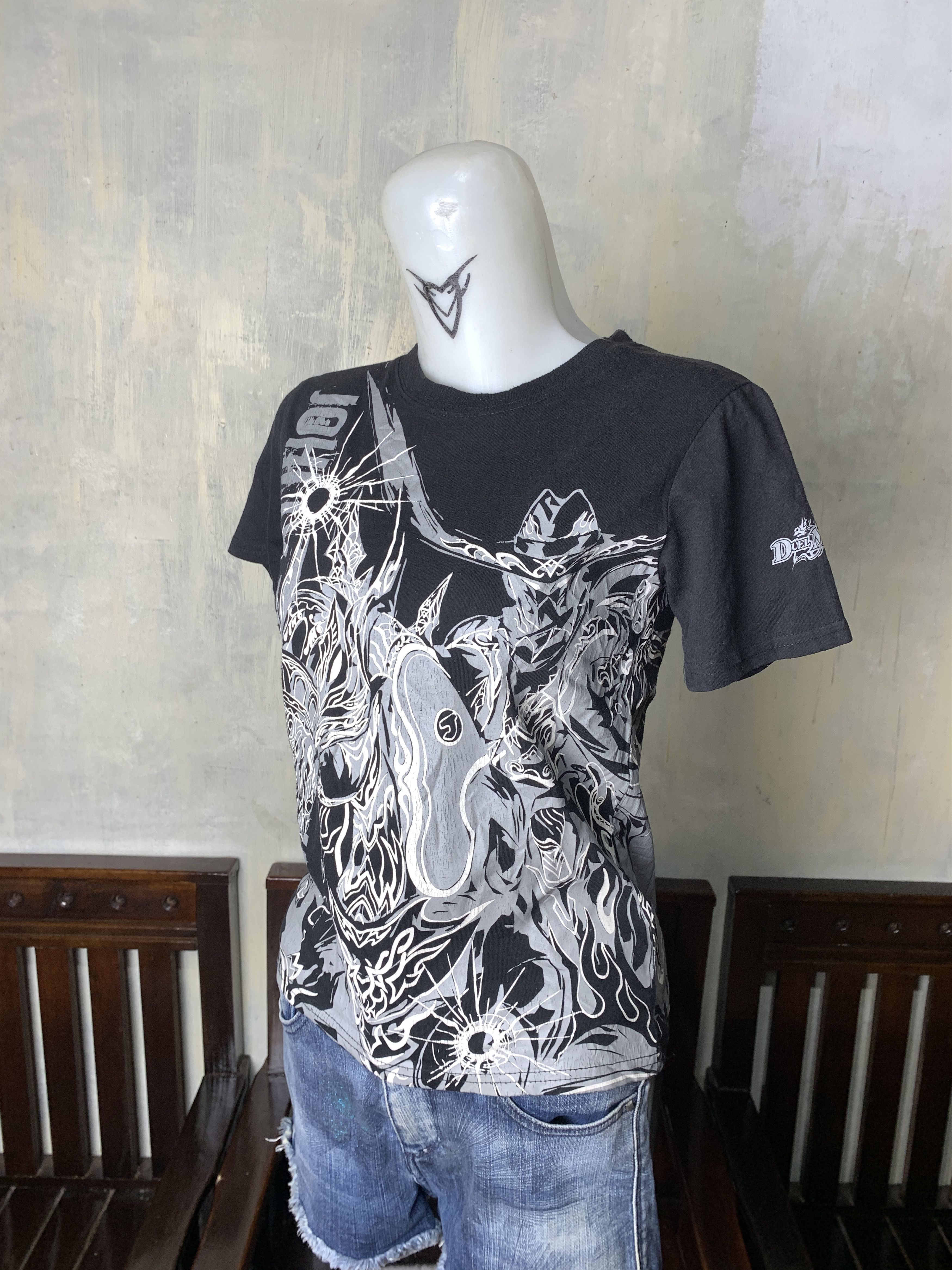 Anime Duel Masters Black Icon Mega Print Tee (S) Size S / US 4 / IT 40 - 2 Thumbnail