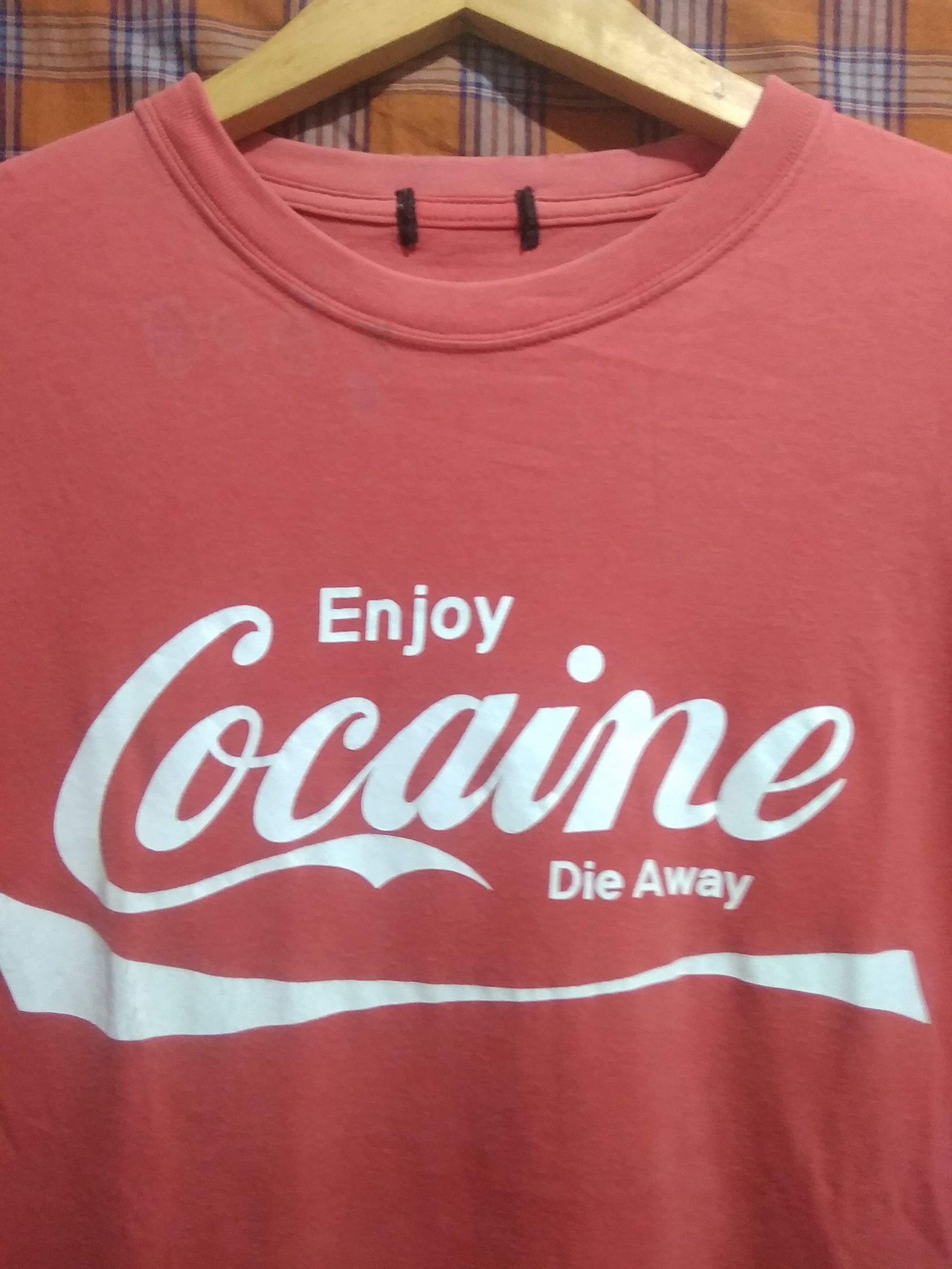 Vintage Vintage Enjoy COCAINE Die Away coca cola rip off Size US M / EU 48-50 / 2 - 5 Thumbnail
