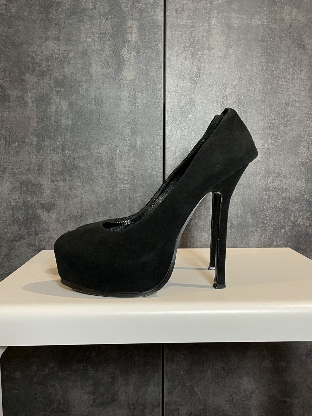 Saint Laurent Paris Vintage Yves Saint Laurent YSL Suede Tribtoo Pumps Heels Miu Size US 9 / IT 39 - 3 Thumbnail
