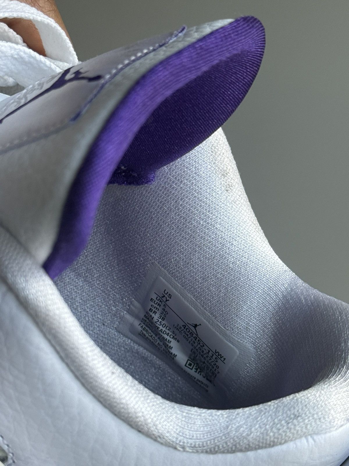 Jordan Brand Air Jordan 4 Retro Purple Metallic Size US 7 / EU 40 - 6 Thumbnail
