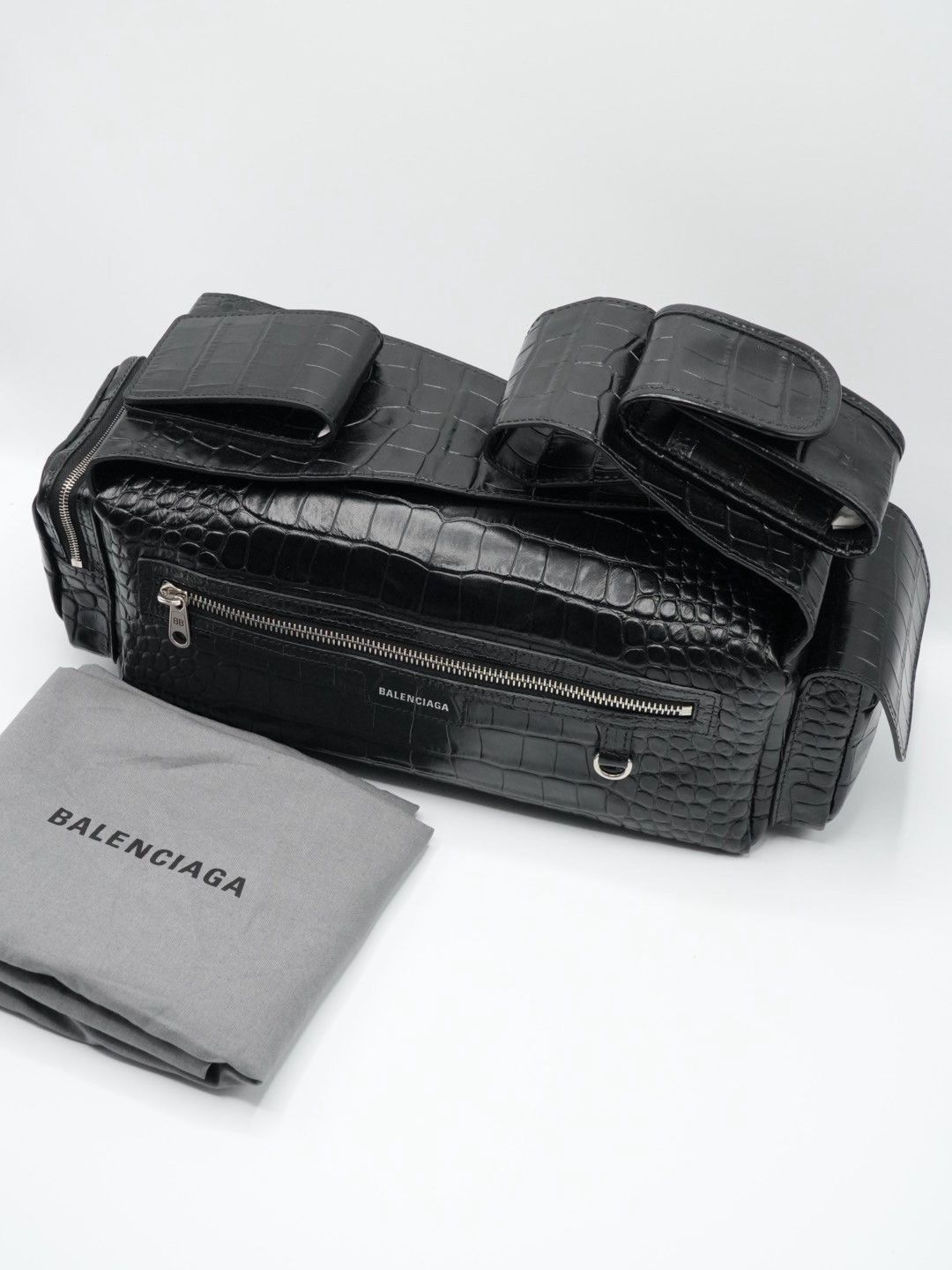 Balenciaga Balenciaga Black Croc Embossed Small Superbusy Sling Bag Size ONE SIZE - 5 Thumbnail