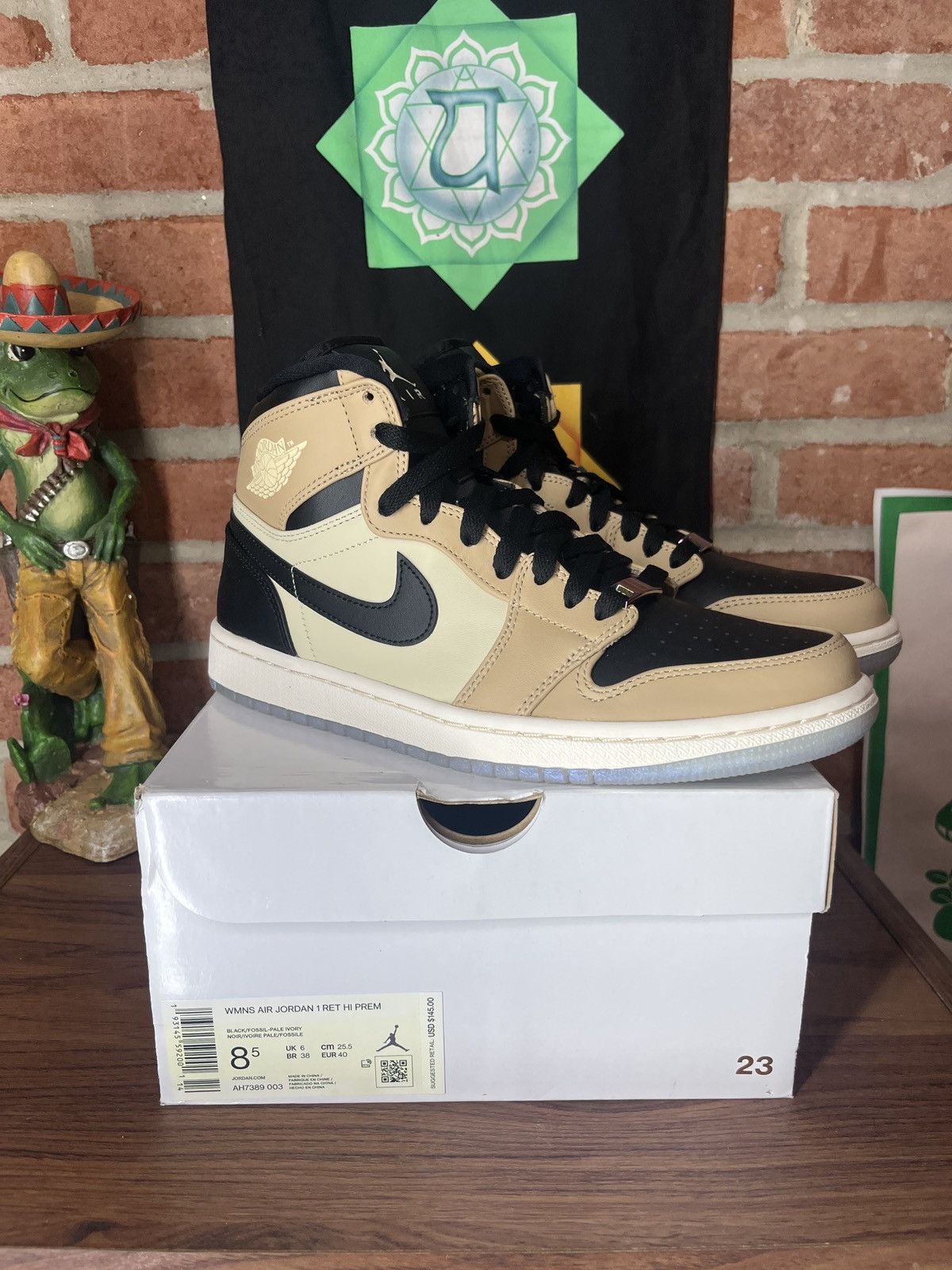 Air Jordan High Premium WMNS Mushroom