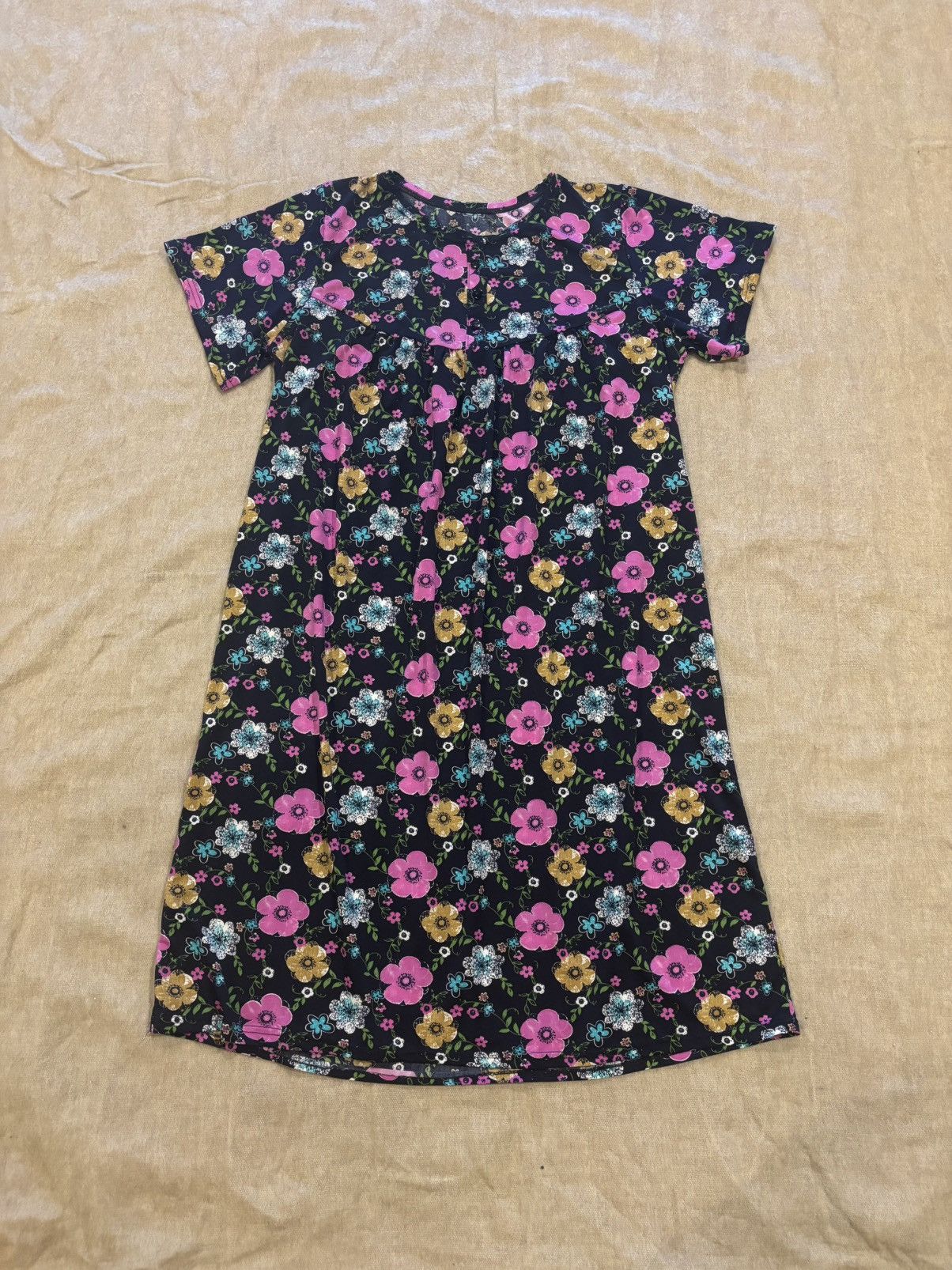 Other Short sleeve dress.wd-150 Size L / US 10 / IT 46 - 1 Thumbnail