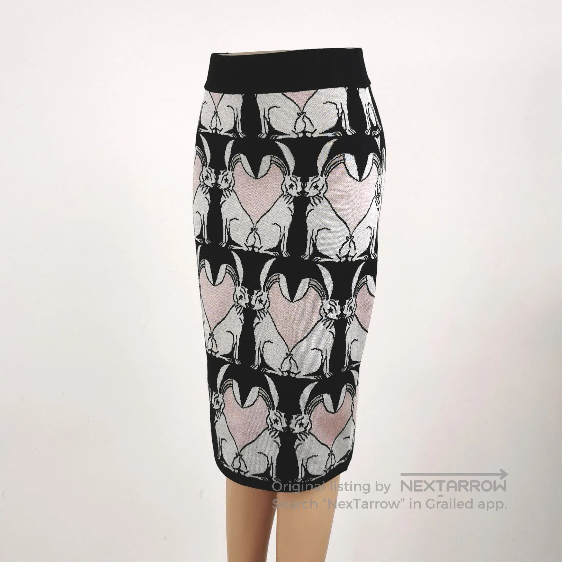 Burberry Burberry Year of the Rabbit Wool Blend Skirt . Size US 26 / EU 42 - 2 Thumbnail