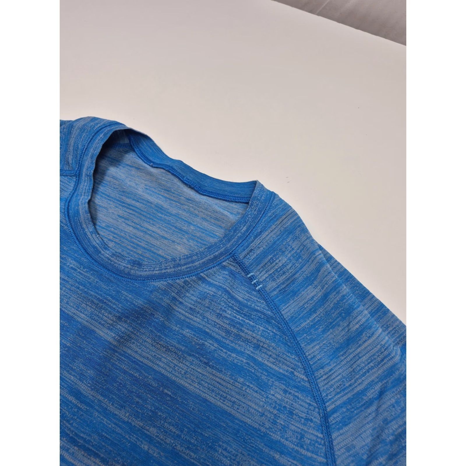Lululemon Lululemon Metal Vent Tech Shirt Mens XL Blue Short Sleeve Movement Tee Running Size US XL / EU 56 / 4 - 2 Thumbnail