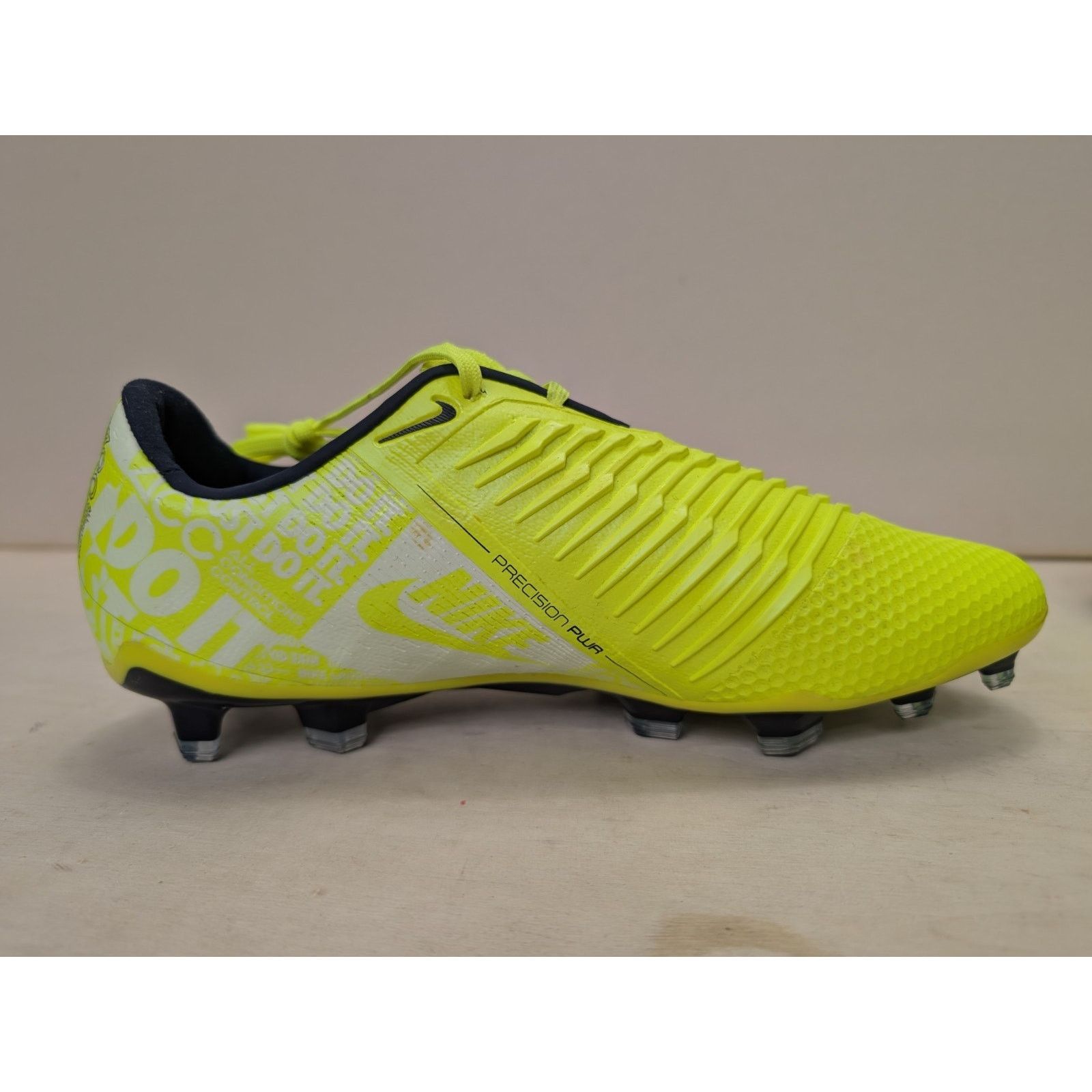 Nike Nike Phantom Venom Elite FG ACC Soccer Cleats Men Volt 6 US Size US 6 / EU 39 - 5 Thumbnail