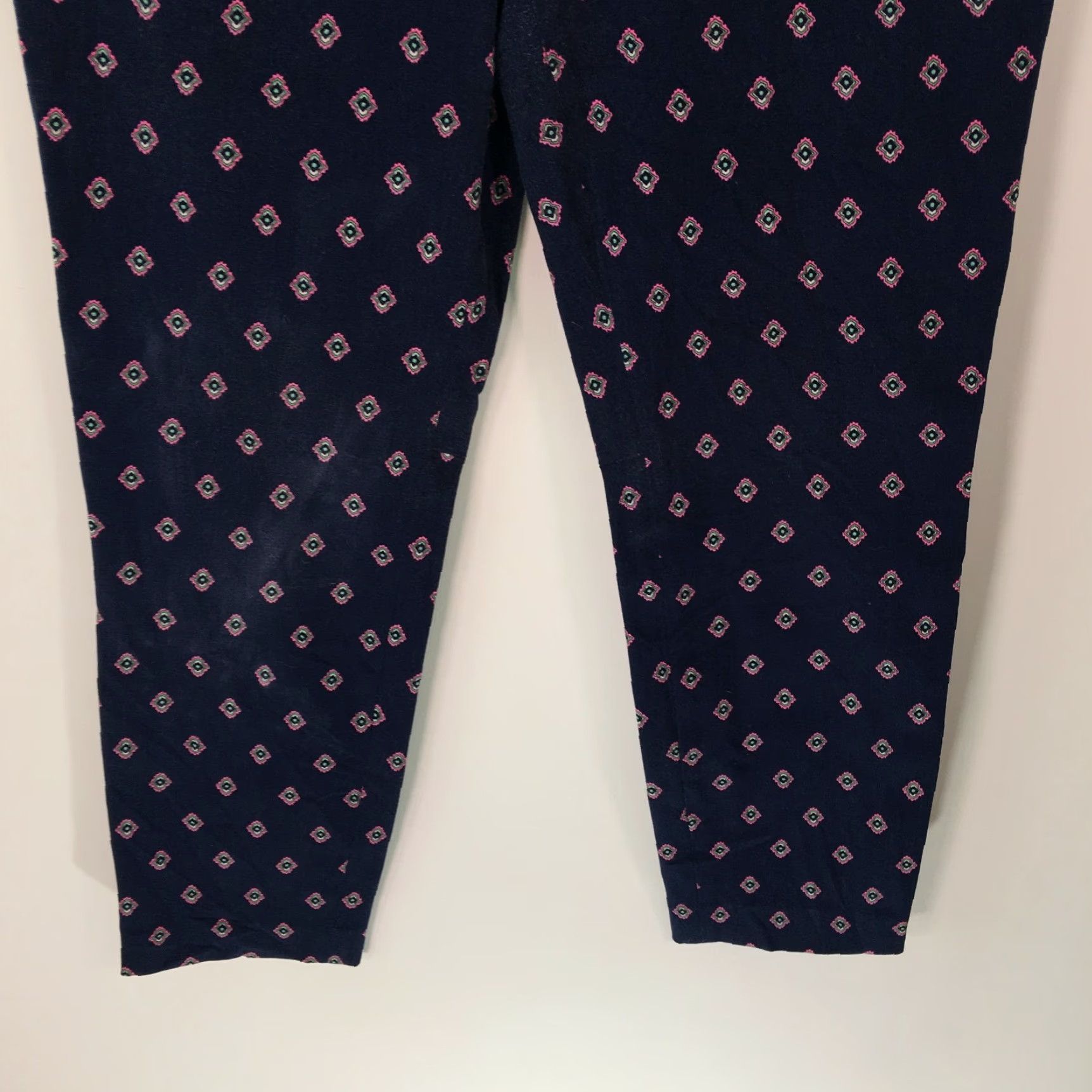 Vintage J Crew Capri Pants Women 8 Navy Floral Mid Rise Flat Front Casual Bottoms Size 34" / US 12 / IT 48 - 5 Thumbnail
