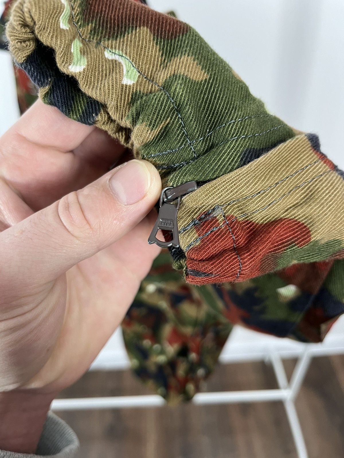 Vintage Vintage Military Camo Jacket Size US XL / EU 56 / 4 - 9 Thumbnail