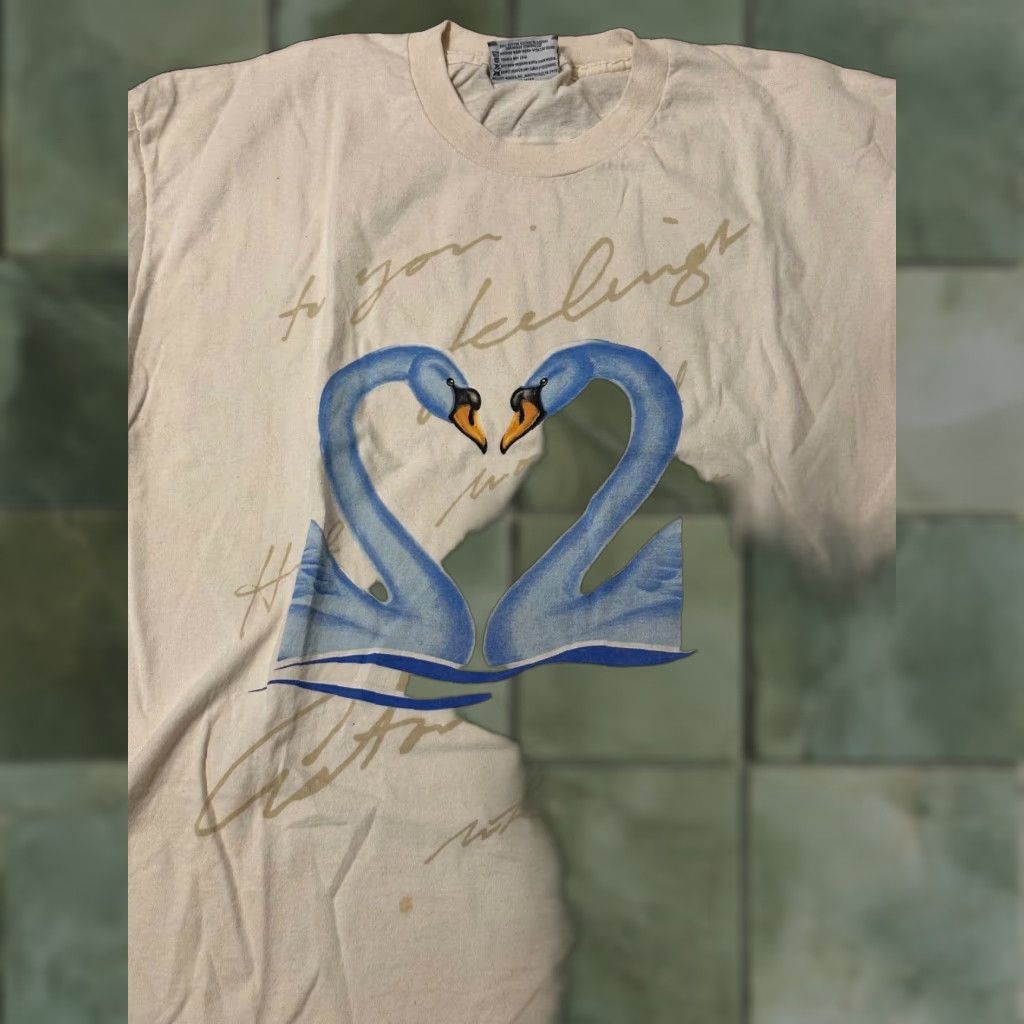 Lee VINTAGE 90s LEE Swan Love Stamp Graphic T-Shirt XL White Unisex Size US XL / EU 56 / 4 - 1 Thumbnail