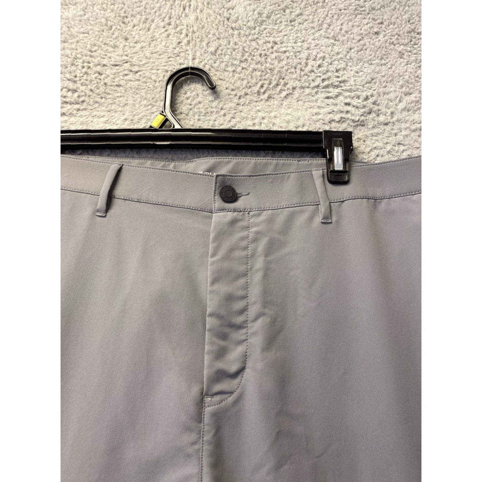 Banana Republic Banana Republic Golf Pants 40x29 Gray Slim Stretch Wicking Flat Front Mens Size US 40 / EU 56 - 2 Thumbnail