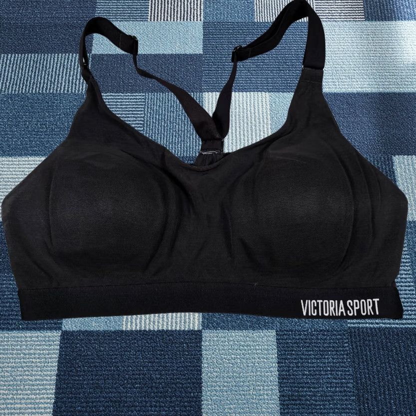 Victoria's Secret Victoria's Secret Sports Bra Womens 34C Black Lightweight Racerback Wireless Gym Size ONE SIZE - 1 Thumbnail