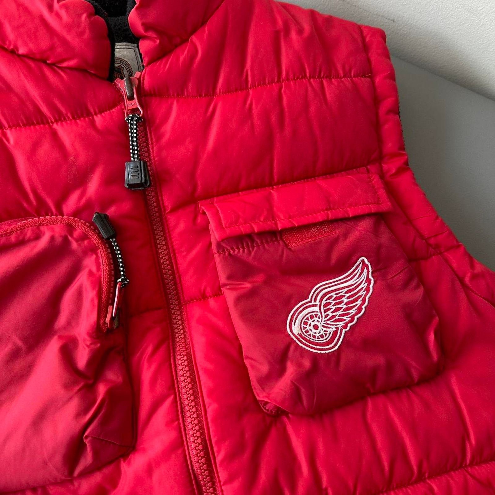 Puma × Vintage Vintage 90s 00s Detroit Red Wings NHL Down Puffer Vest Size US S / EU 44-46 / 1 - 6 Thumbnail