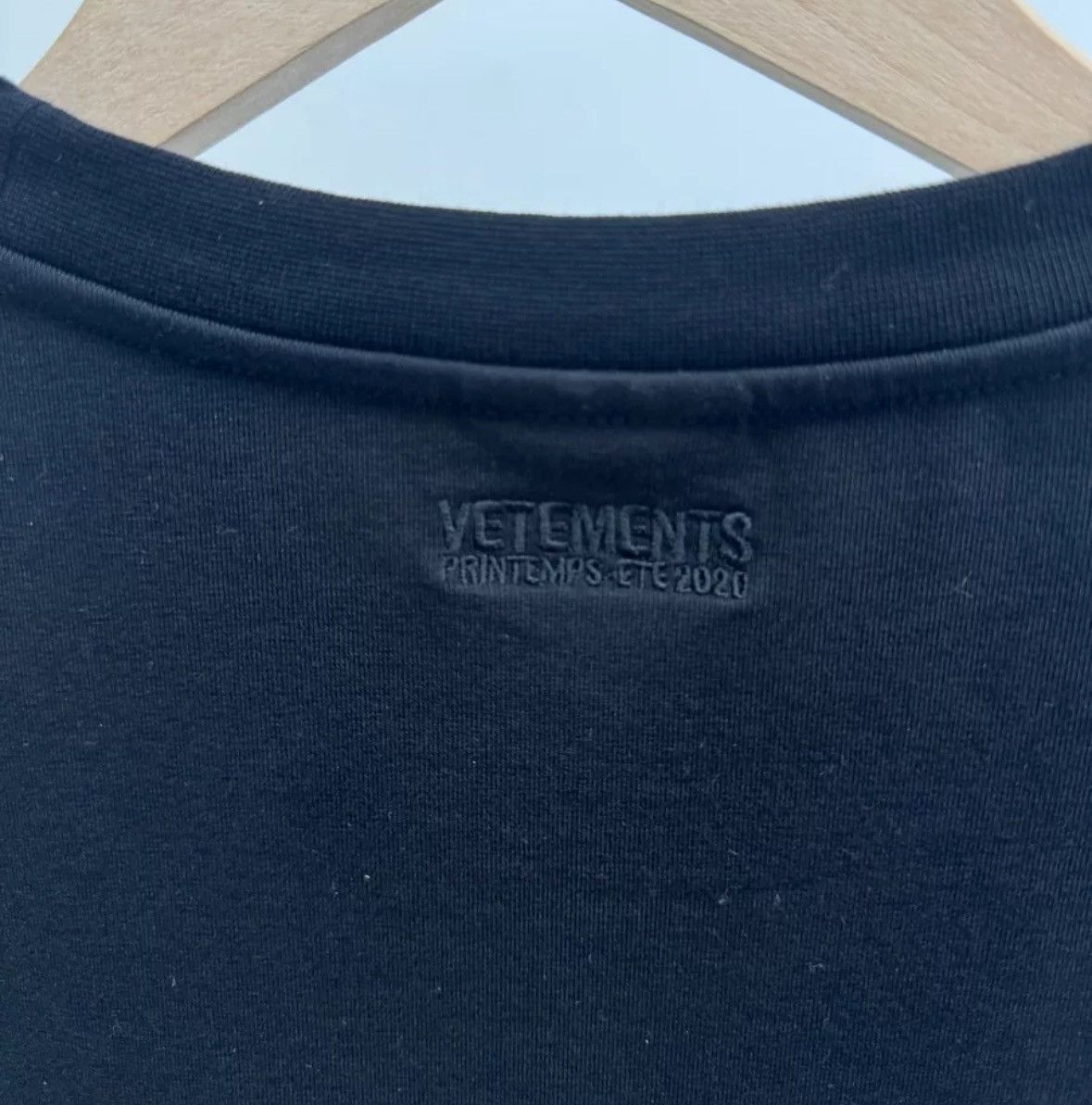 Vetements Vetements 20ss poster slogan: tight long sleeved shirt Size US S / EU 44-46 / 1 - 5 Thumbnail