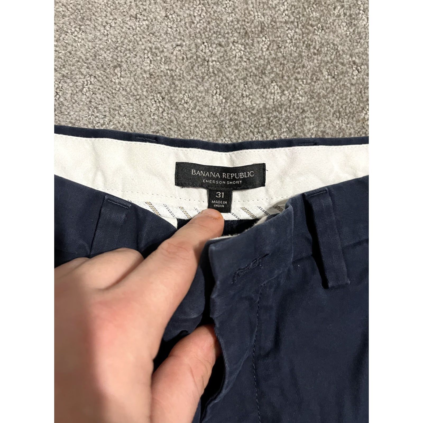 Banana Republic Banana Republic Shorts Mens 31 Emerson Navy Blue Chino Flat Front 11" Zip Belt Loops Cotton Flat Front 31 Regular Navy Mens Chino Size US 31 - 2 Thumbnail