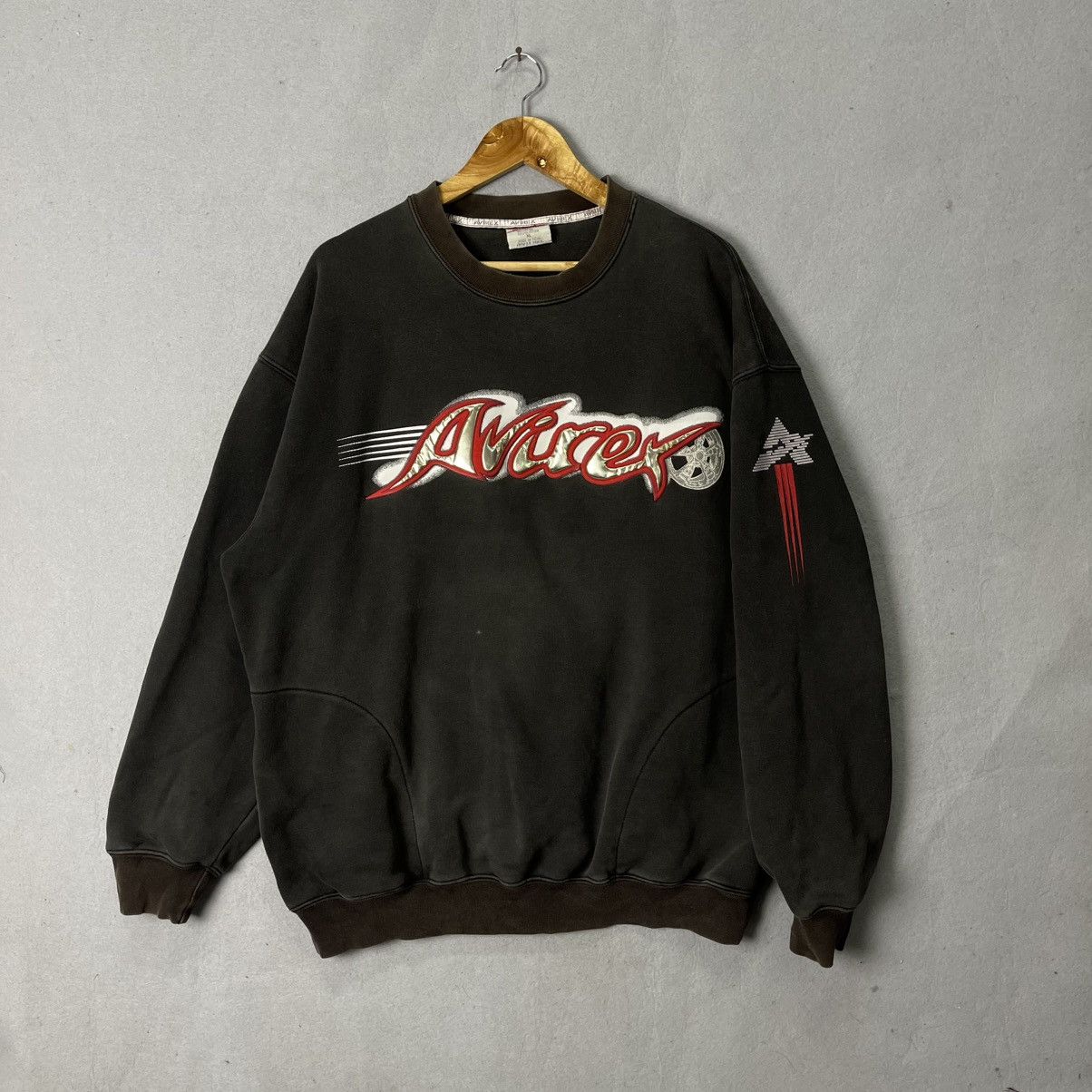 Avirex Vintage AVIREX Big Logo Crewneck Sweatshirt XL Size US XL / EU 56 / 4 - 1 Thumbnail