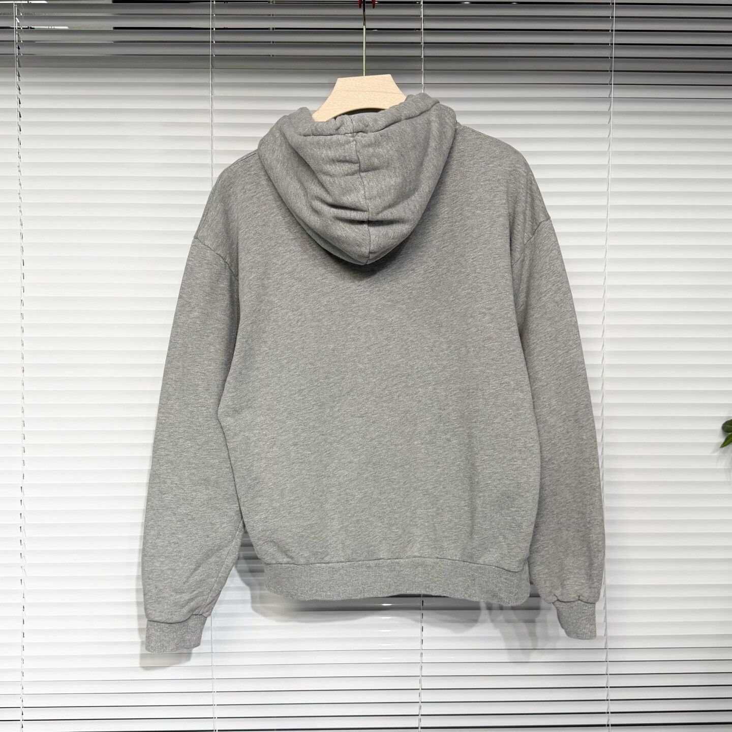 Celine celine gray hooded sweatshirt with logo Size US L / EU 52-54 / 3 - 2 Thumbnail