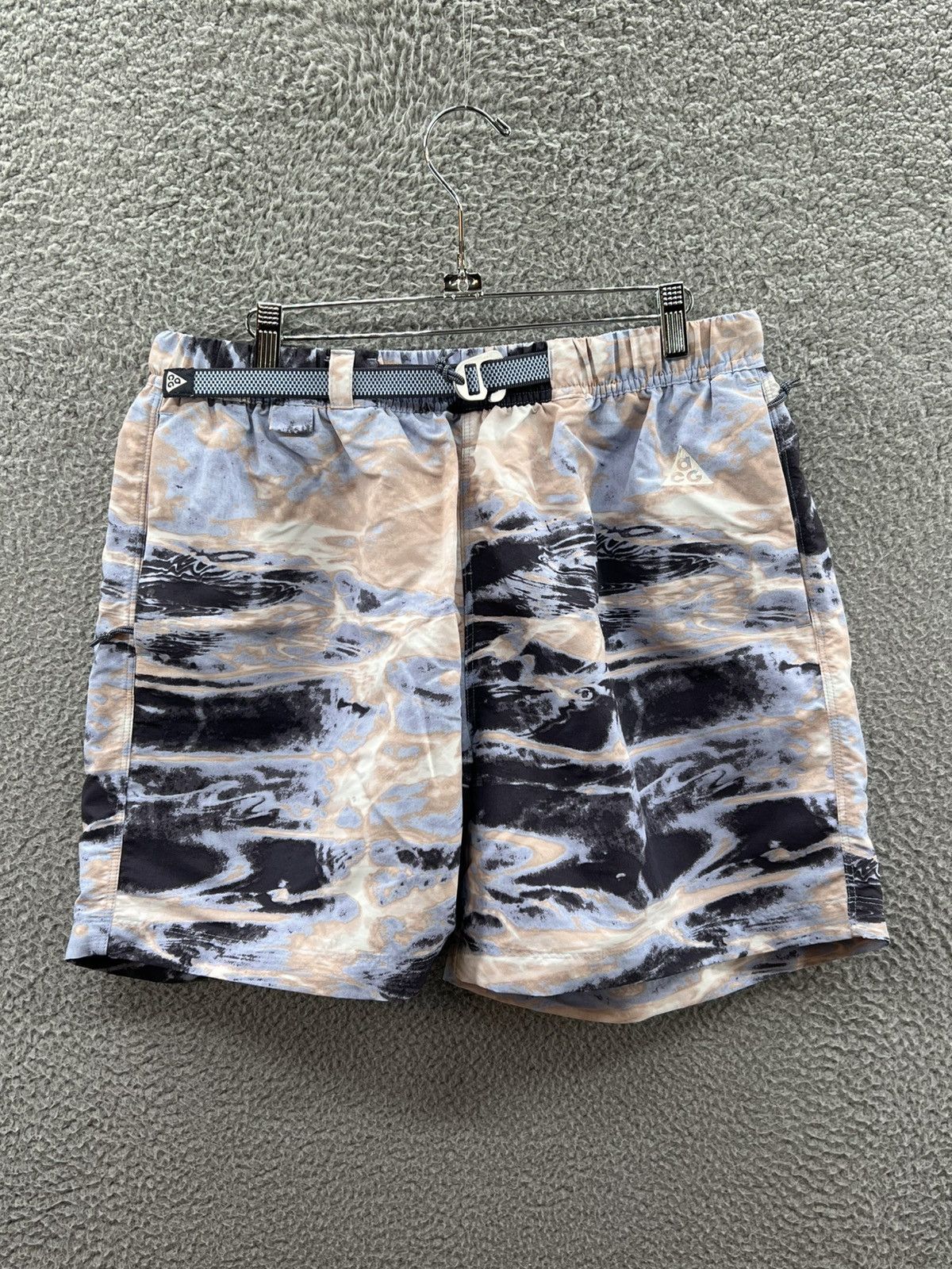 Nike ACG Nike ACG Trail Shorts Casual All Over Print FB4198-601 Size US 34 / EU 50 - 1 Thumbnail