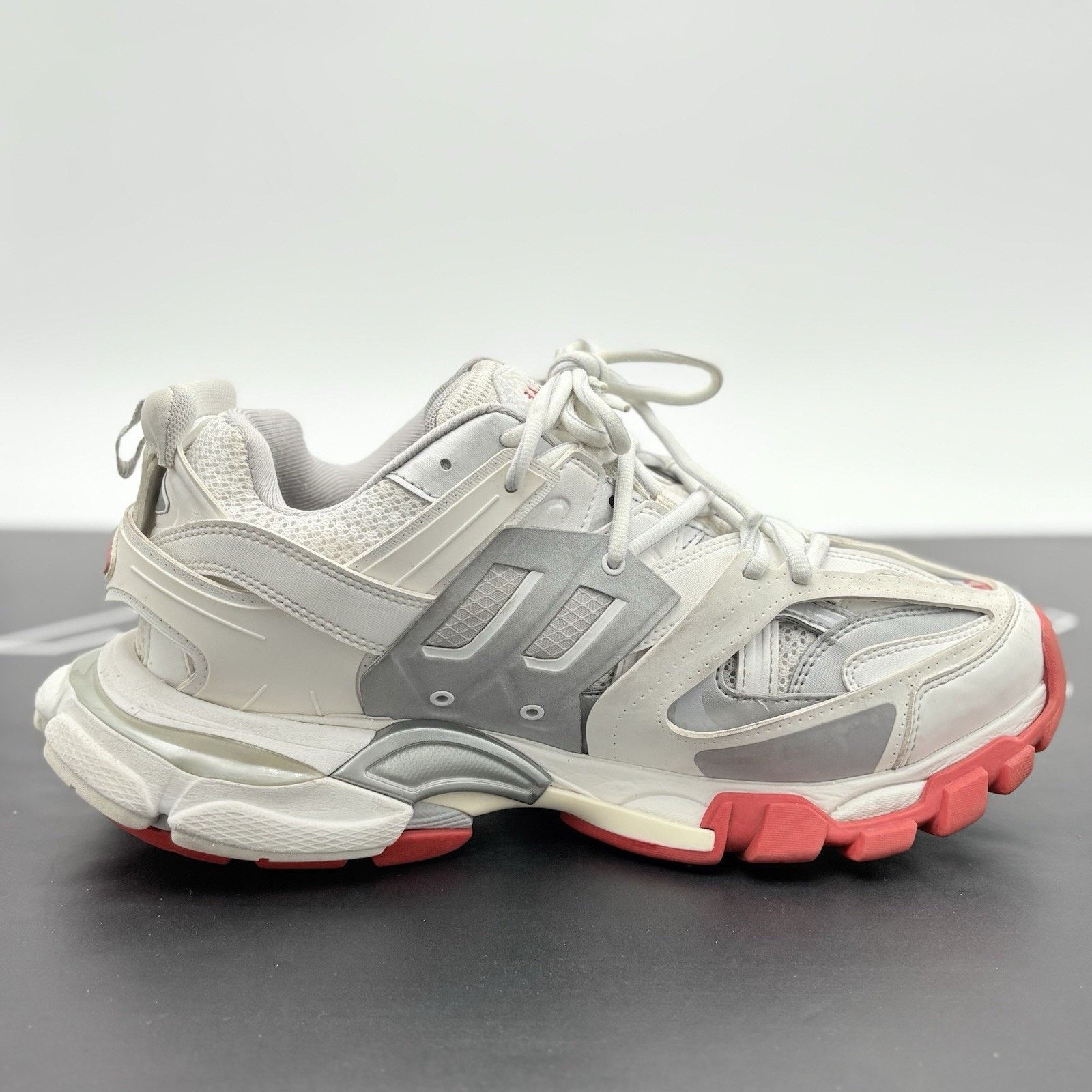 Balenciaga Balenciaga Track Sneaker ' White Red ' | SUPER CLEAN! Size US 9 / EU 42 - 10 Thumbnail