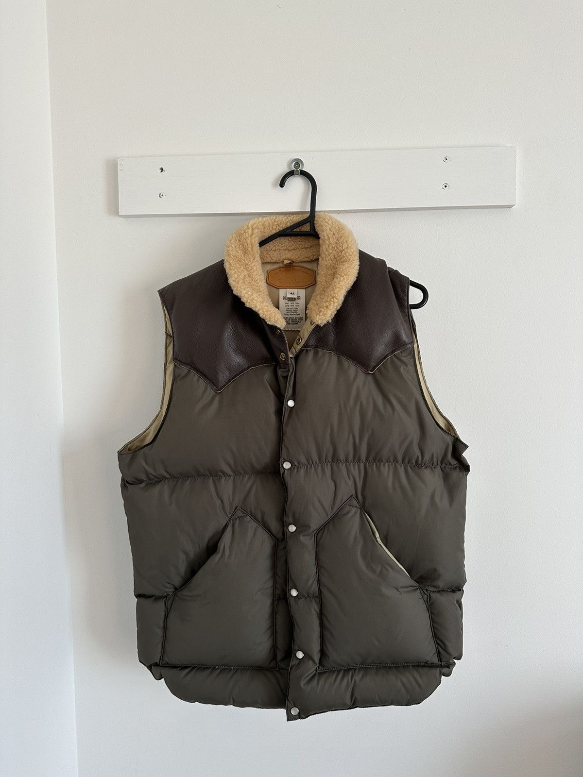 フードフードなしCHRISTY VEST　サイズ42