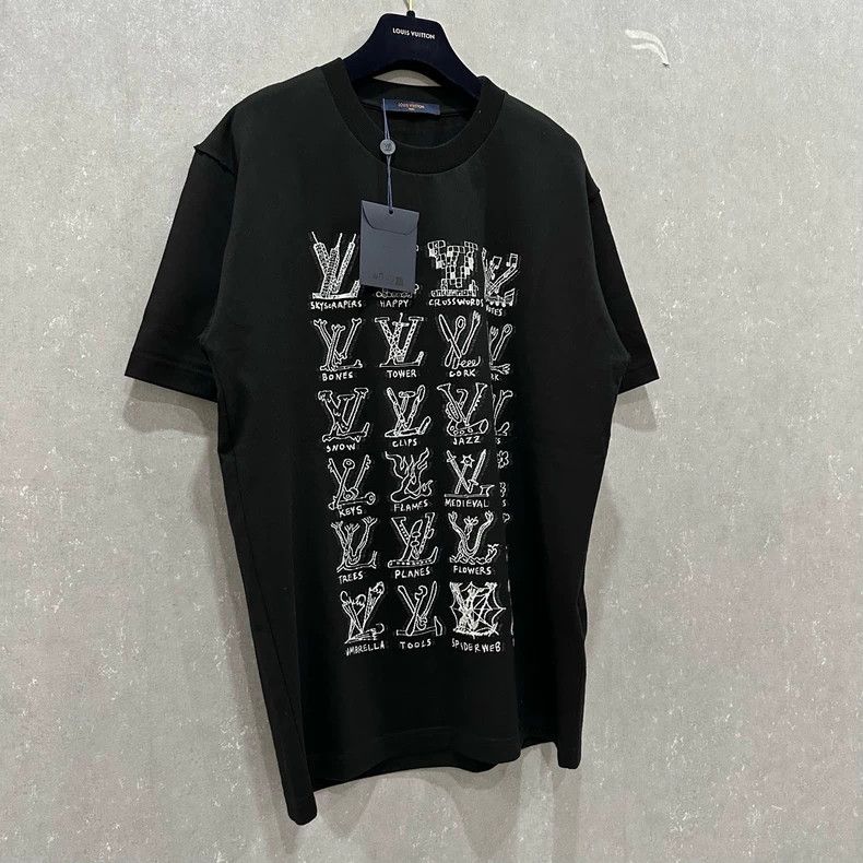 Louis Vuitton Louis Vuitton Black printed logo short sleeve Size US L / EU 52-54 / 3 - 3 Thumbnail
