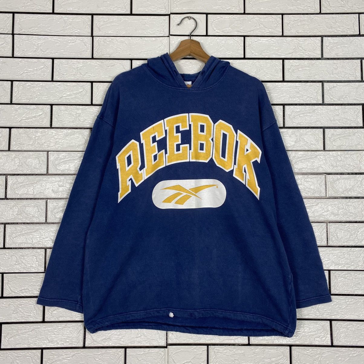 Vintage 📌Vintage Hoodie Sweatshirt Pull Over Reebok Big Logo Size US L / EU 52-54 / 3 - 12 Thumbnail