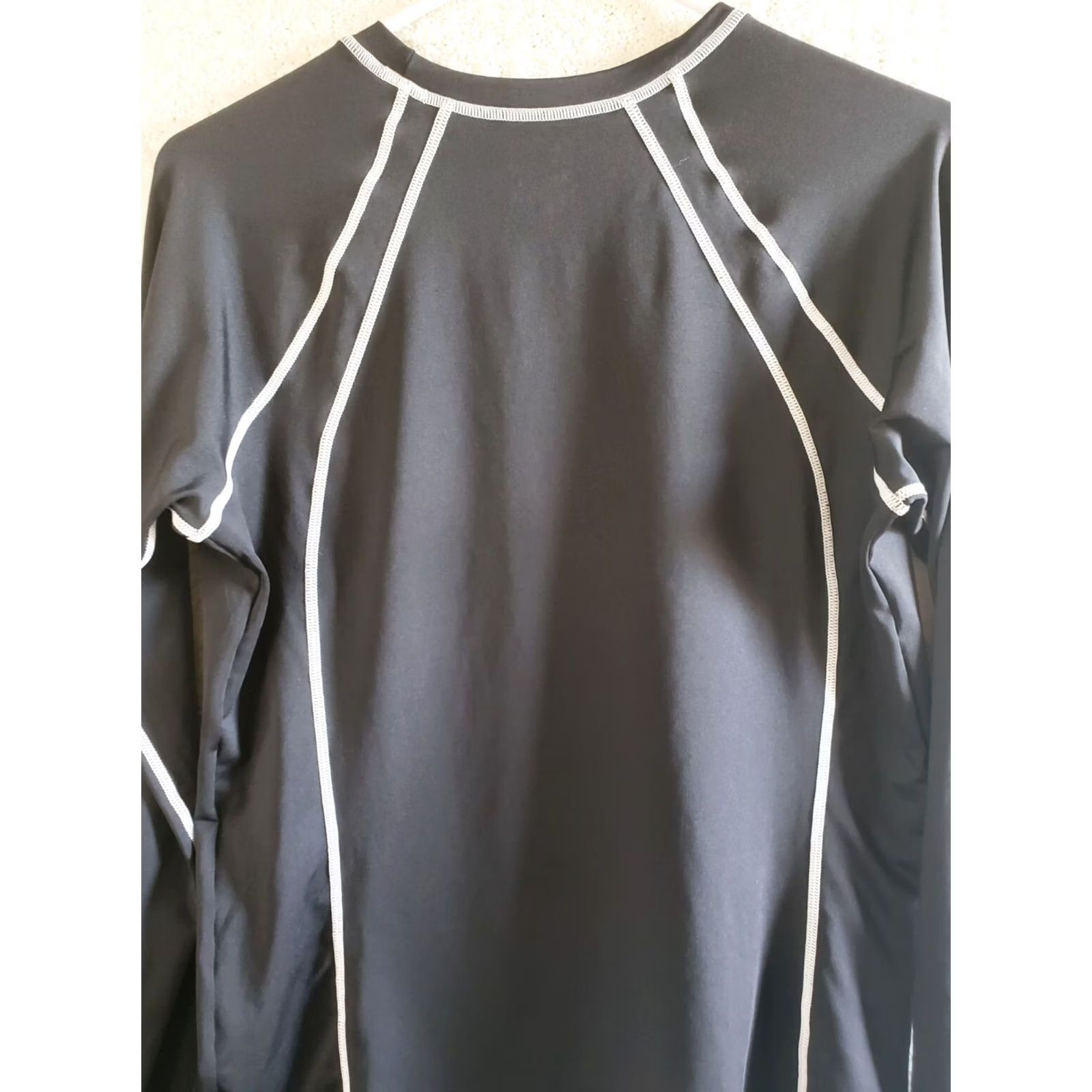 Nike NIKE Swim Hydro UV Women's L Black SPF50+ Long Sleeve Swim Top Size L / US 10 / IT 46 - 5 Thumbnail