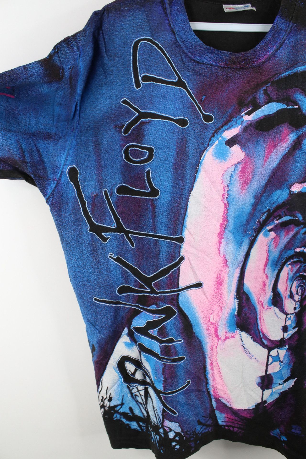 Vintage Vintage 90s All Over Print The Wall Pink Floyd Band T-Shirt Size US L / EU 52-54 / 3 - 6 Thumbnail