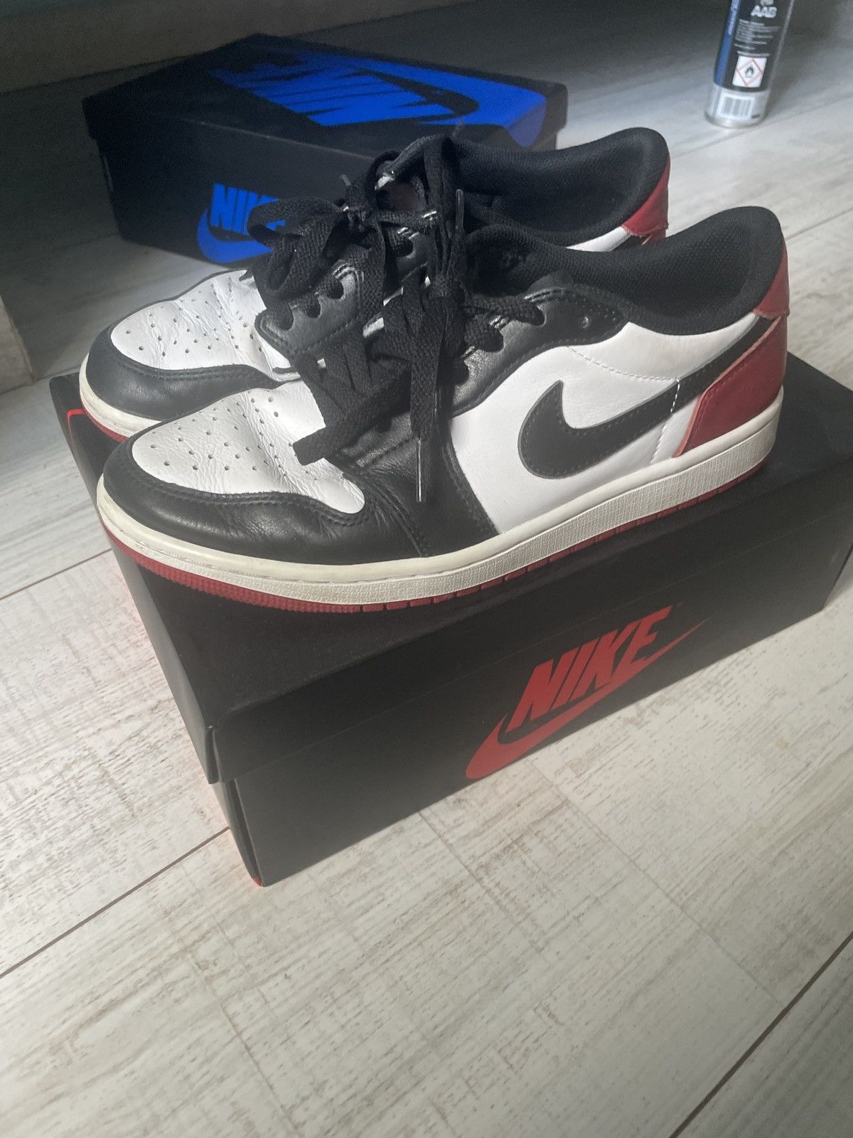 Jordan Brand × Nike 2023 Jordan 1 low OG black toe Size US 8 / EU 41 - 1 Thumbnail