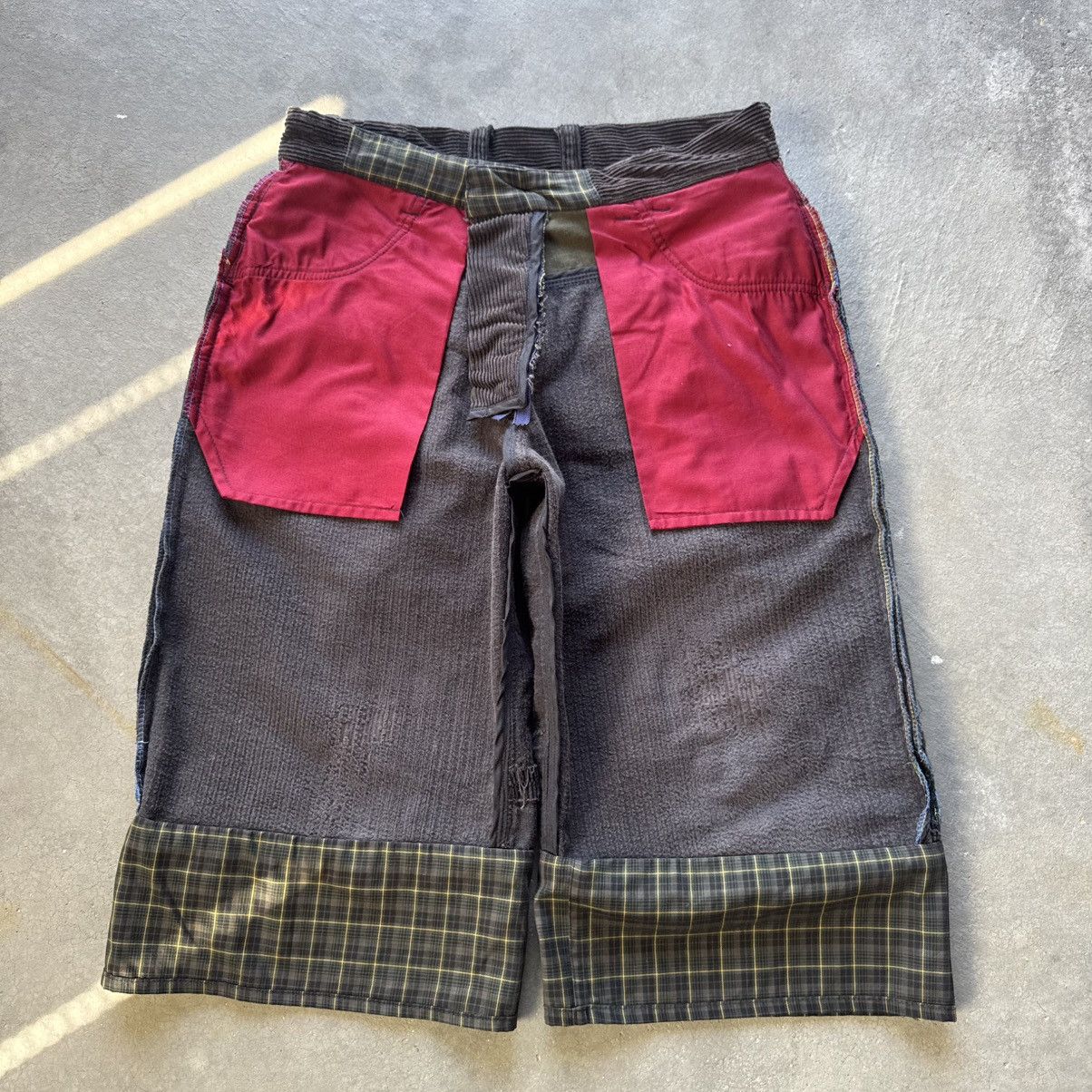 Handmade Upcycled corduroy capris Size US 32 / EU 48 - 8 Thumbnail