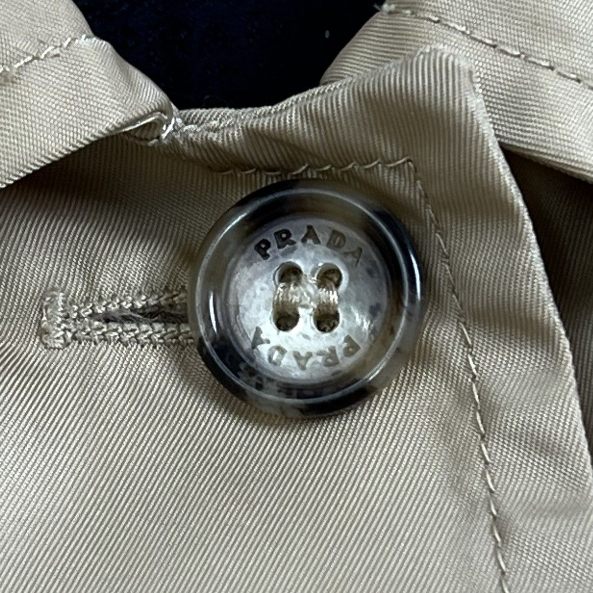 Prada × Vintage Rare Vintage Prada Woman Nylon Coat Jacket Size S / US 4 / IT 40 - 14 Thumbnail