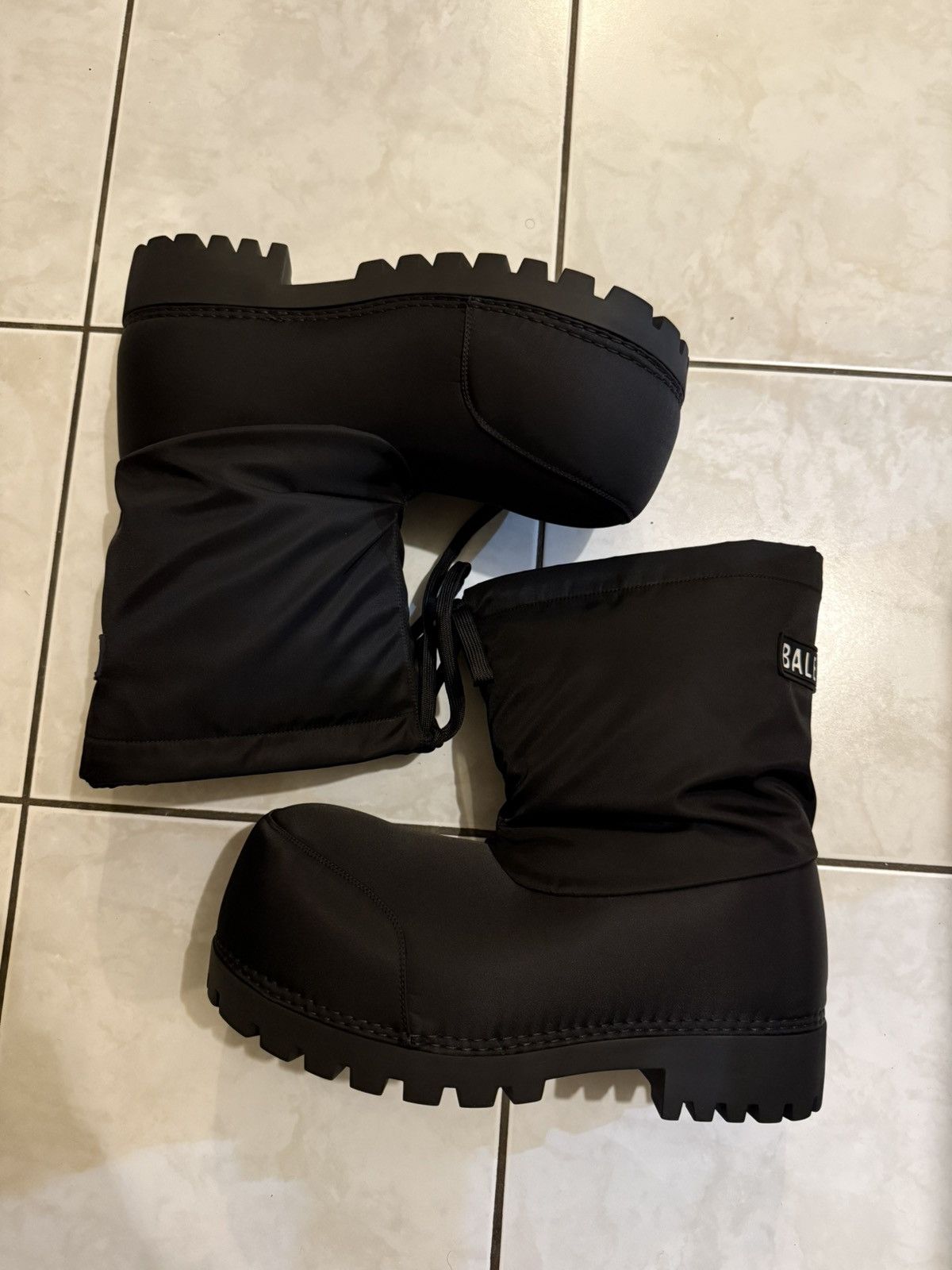 Balenciaga Balenciaga Alaska Ski Boot | Grailed