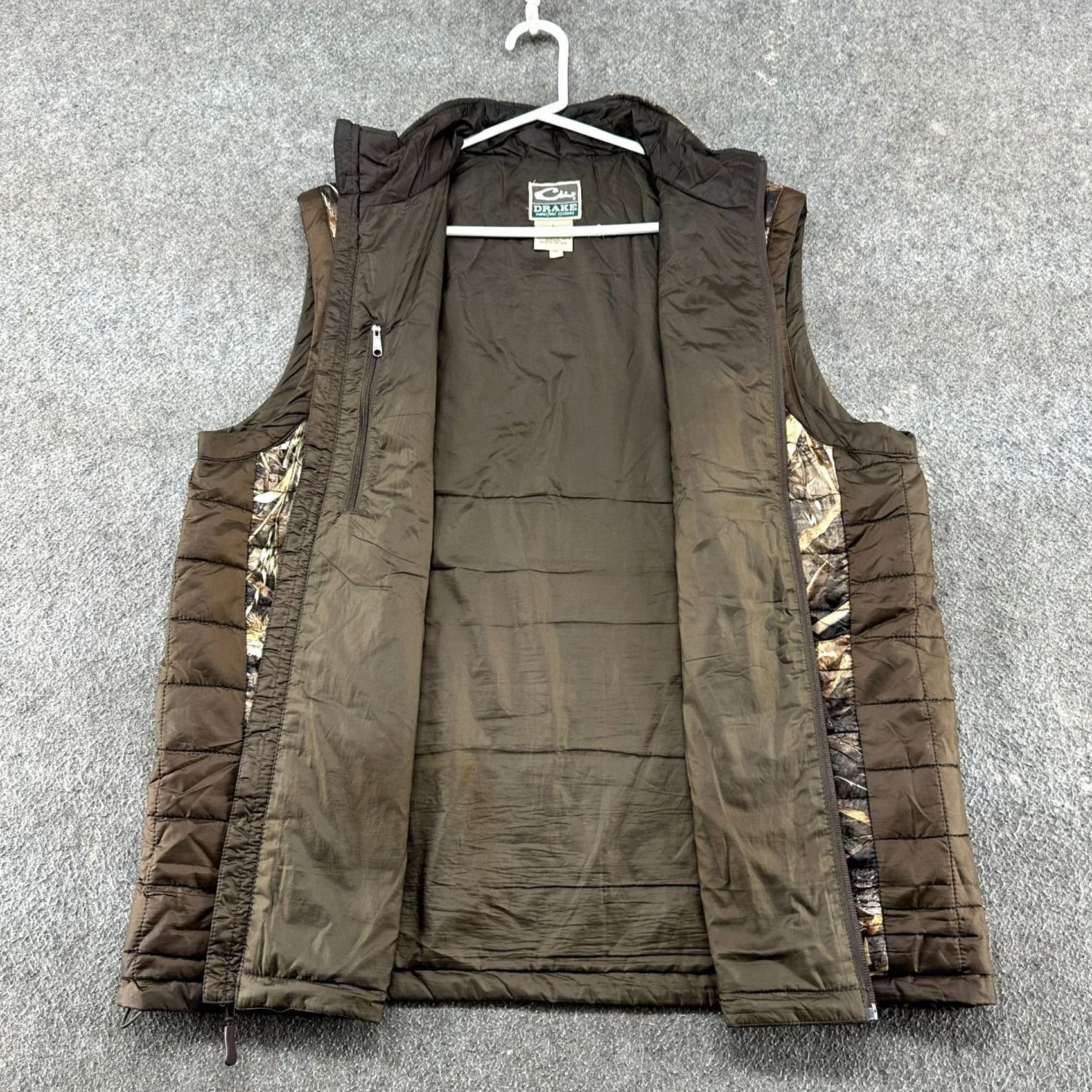 Vintage Drake Vest Mens L Brown Waterfowl Camouflage Realtree Max Puffer Full Zip Polyester Jacket/Coat Dual-Use Puffer Jacket Size US L / EU 52-54 / 3 - 2 Thumbnail