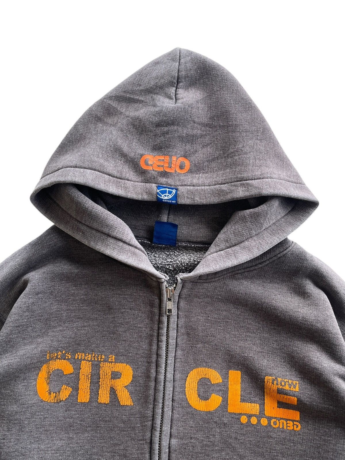 Japanese Brand Vintage On Board Japanese Sunfaded Hoodies Size US M / EU 48-50 / 2 - 8 Thumbnail