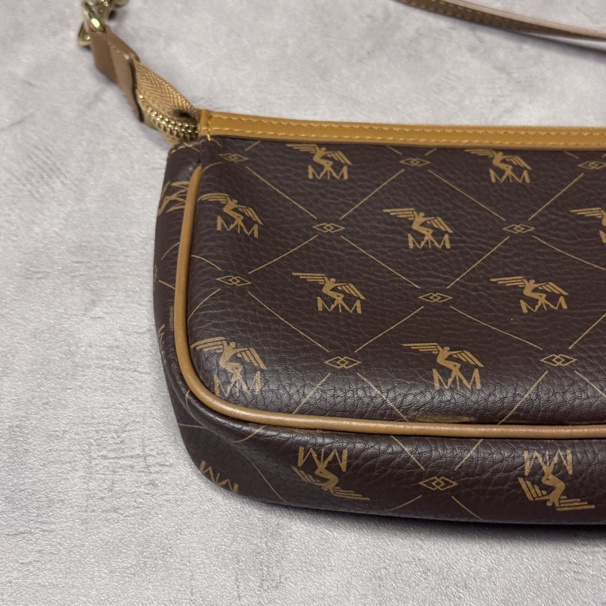 Maison Mollerus Mollerus Women’s Shoulderbag Pecarus Brown/Gold Missy Size ONE SIZE - 6 Thumbnail