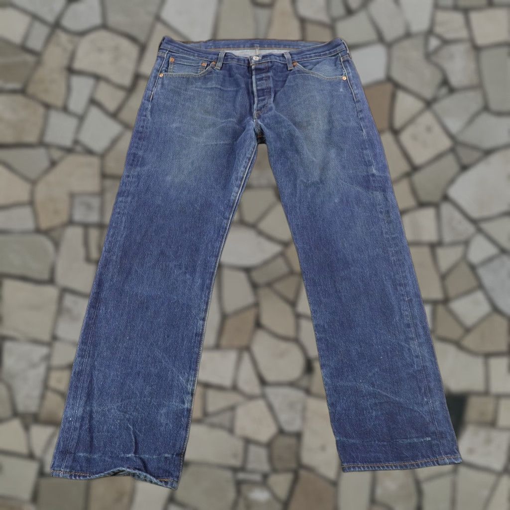 Levi's Levis Jeans Mens 38x32 Blue Denim 501 Button Fly Classic Straight Leg Red Tab jeans Mens 38x32 Blue Denim 501 Button Fly Classic Straight Leg Red Tab Size US 37 - 1 Thumbnail