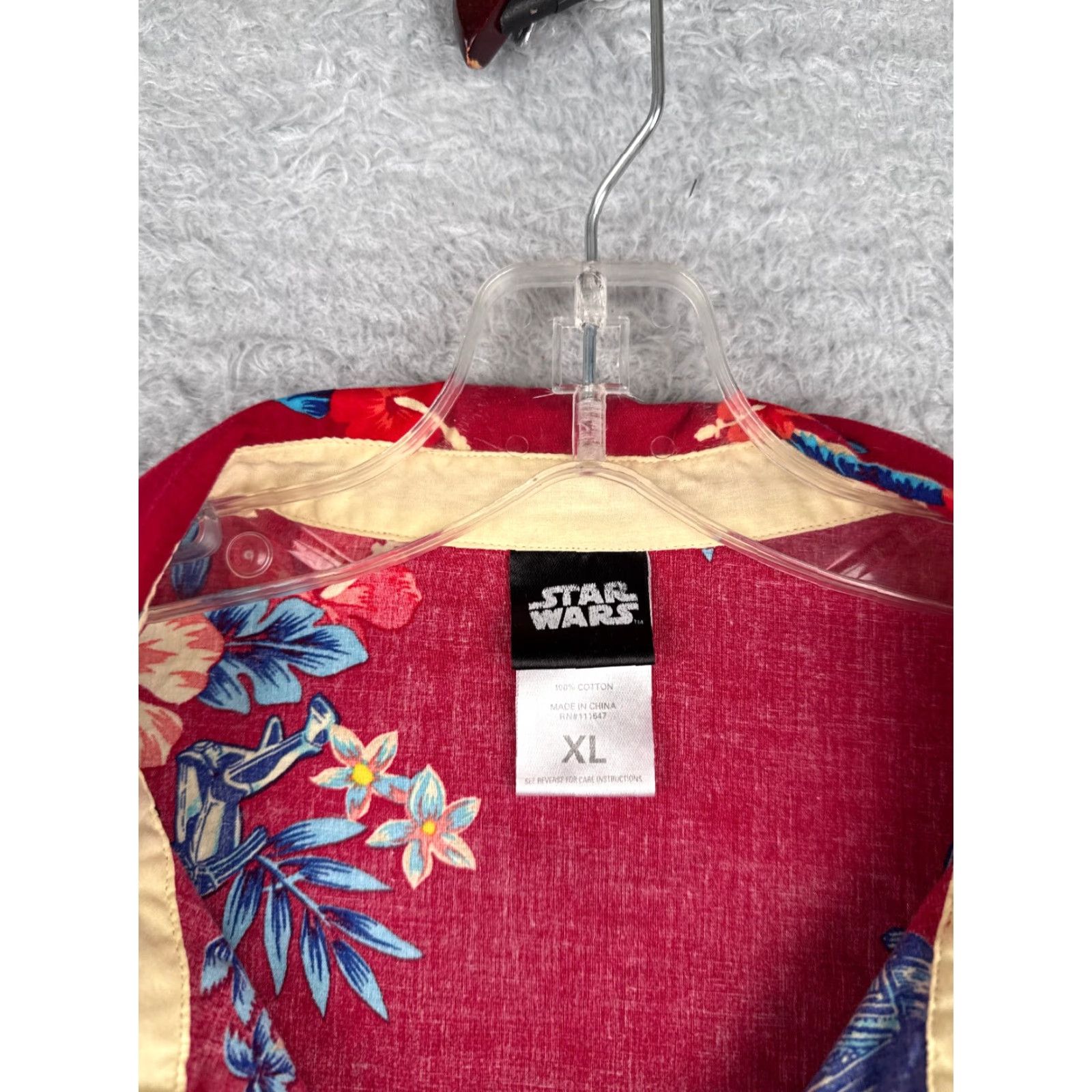 Star Wars Star Wars Shirt Men XL Red Floral Hawaiian Button-Up Short Sleeve Cotton Vintage: No Size US XL / EU 56 / 4 - 7 Thumbnail