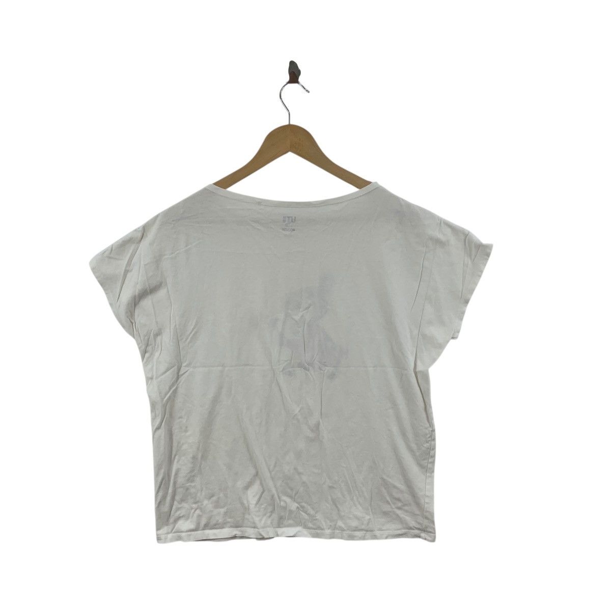 Uniqlo UNIQLO x MOOMIN SNUFKIN Little My Its Coming Tee Shirt Anime Size L / US 10 / IT 46 - 6 Thumbnail
